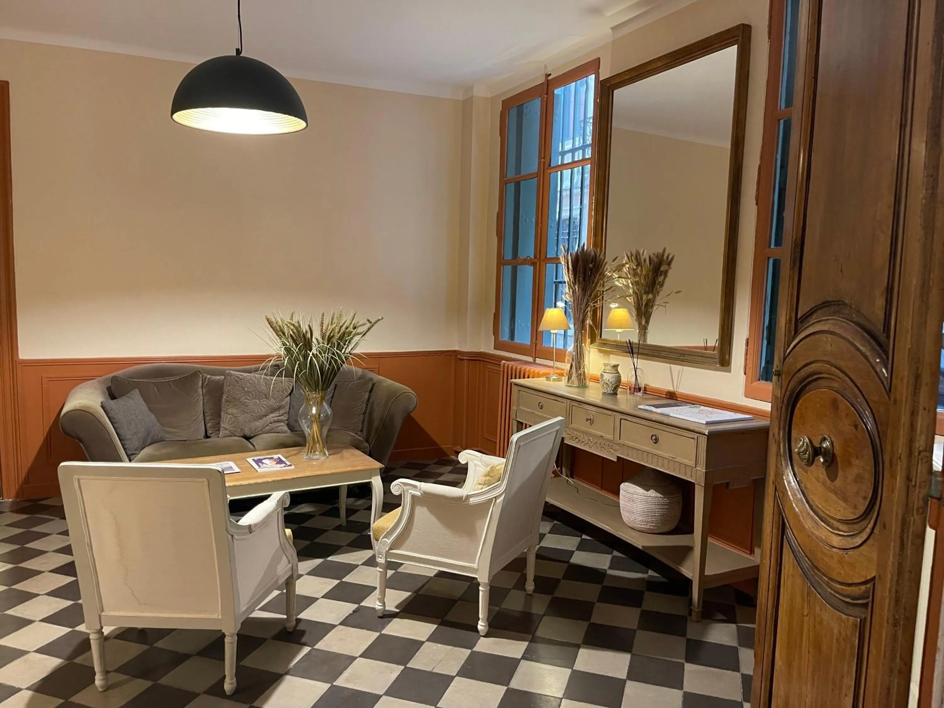 Living room in Hôtel De L'Amphithéâtre