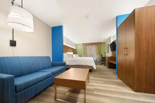 Holiday Inn Express Trincity by IHG