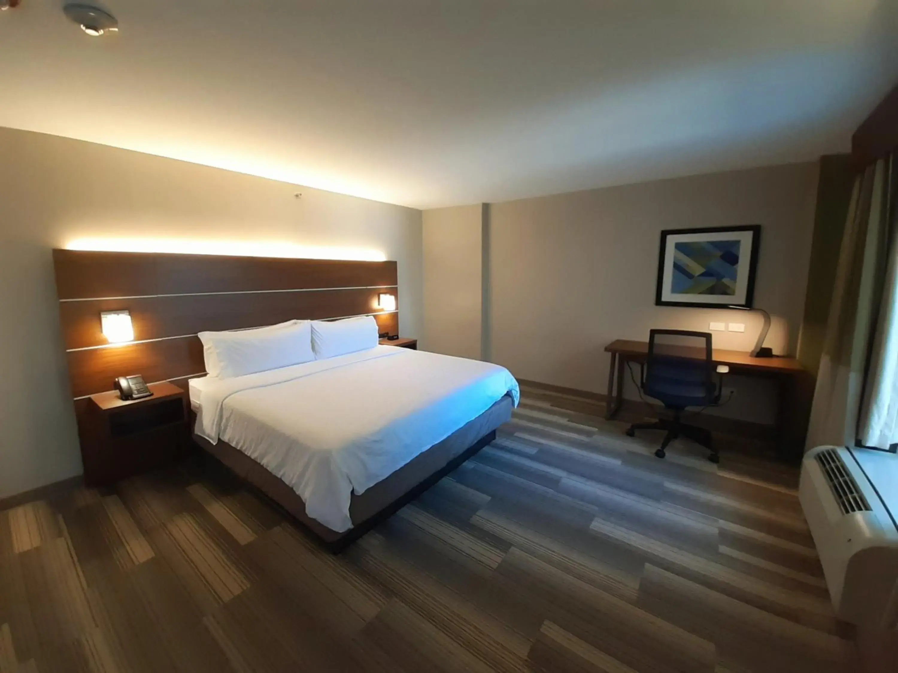 Photo of the whole room, Bed in Holiday Inn Express Trincity by IHG Photo of the whole room, Bed in Holiday Inn Express Trincity by IHG