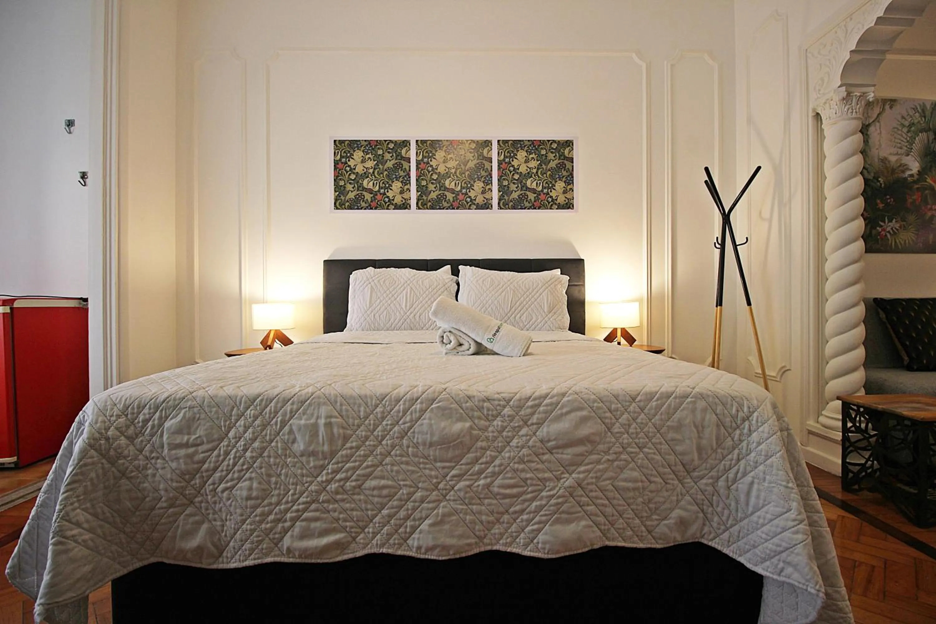 Bed in Rio Spot Homes vintage C051