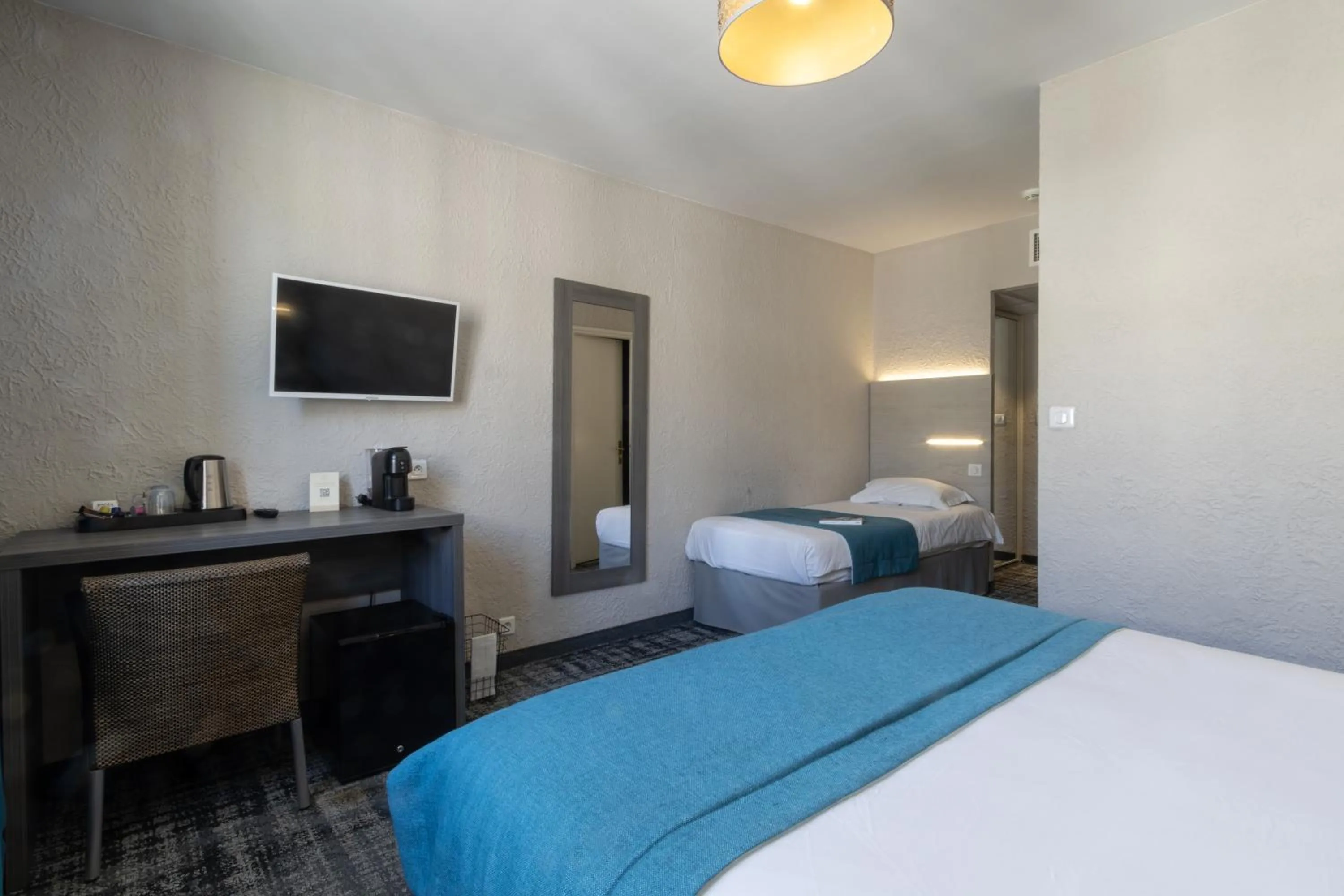 Bedroom, Bed in Hôtel Fesch & Spa