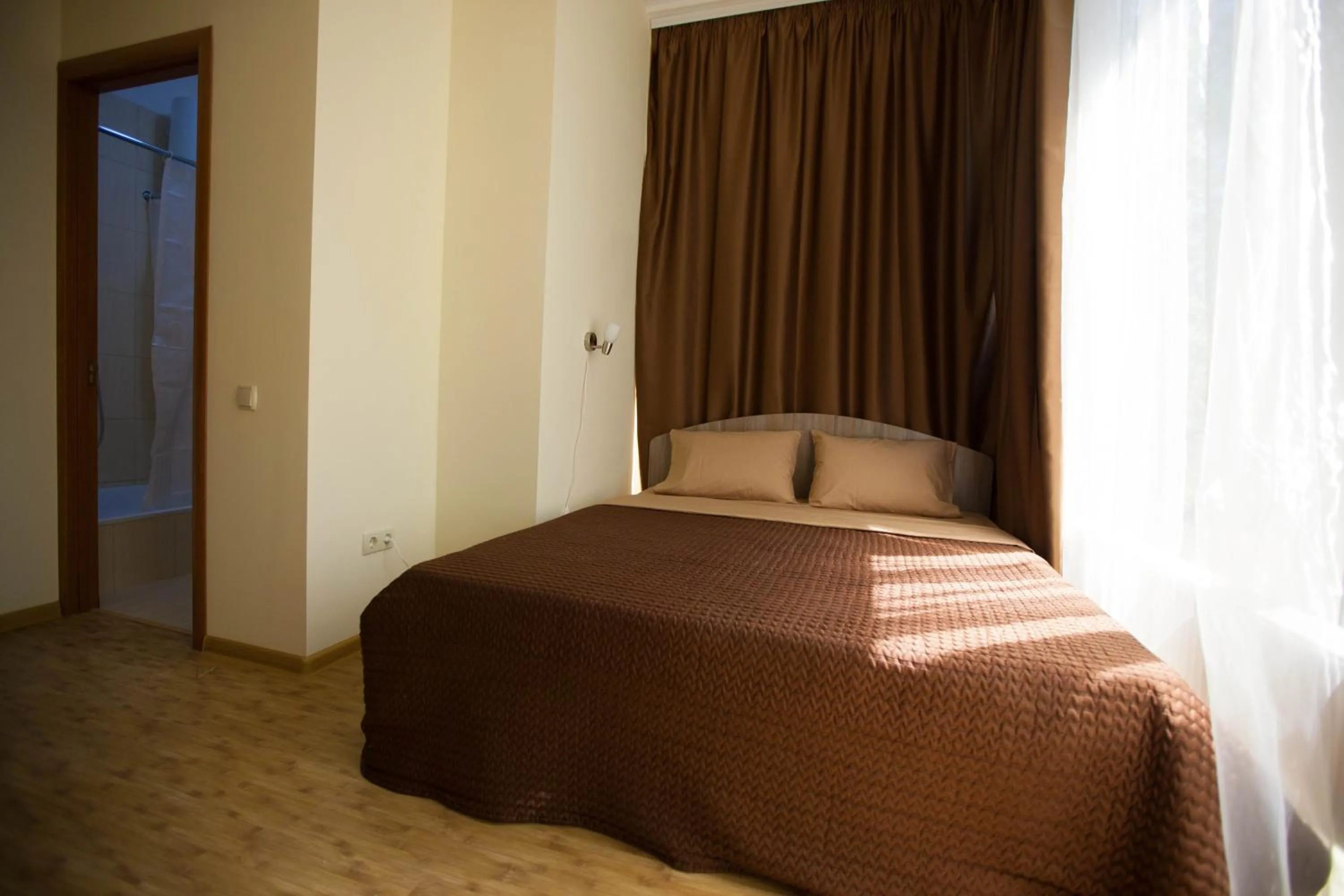 Photo of the whole room, Bed in Arnautskiy Hotel