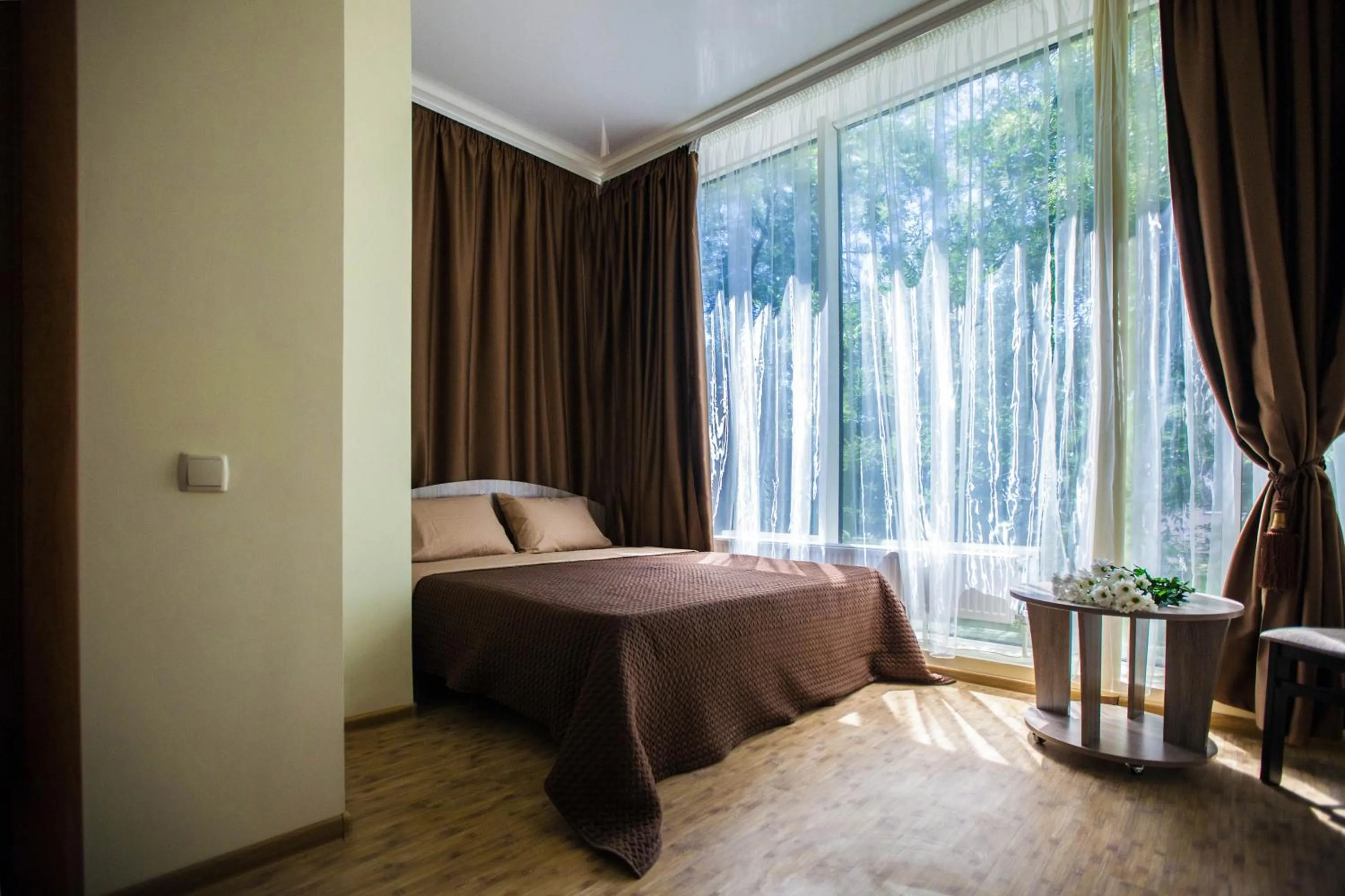 Photo of the whole room, Bed in Arnautskiy Hotel