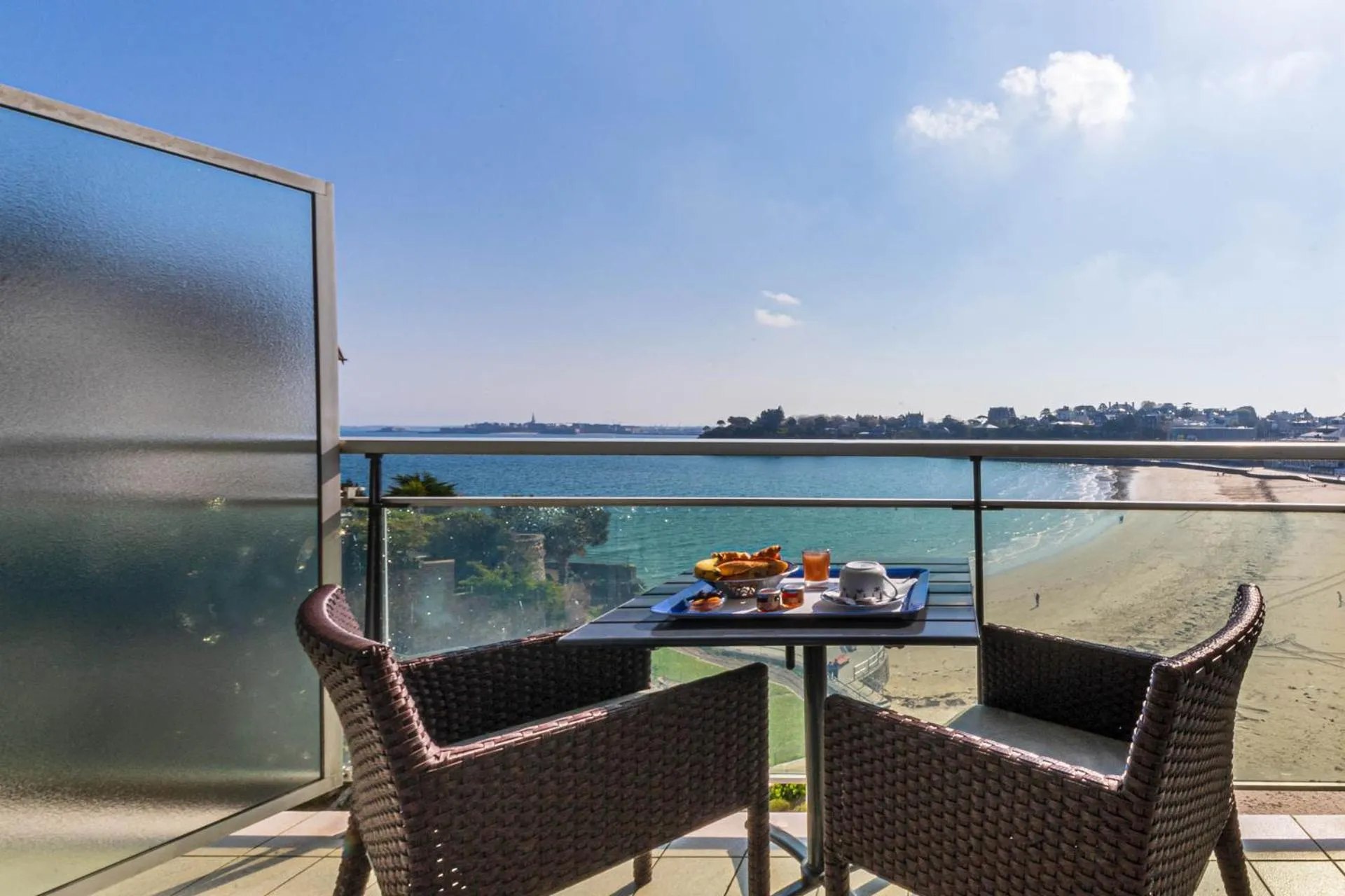 Le Crystal Dinard, Sure Hotel Collection by Best Western