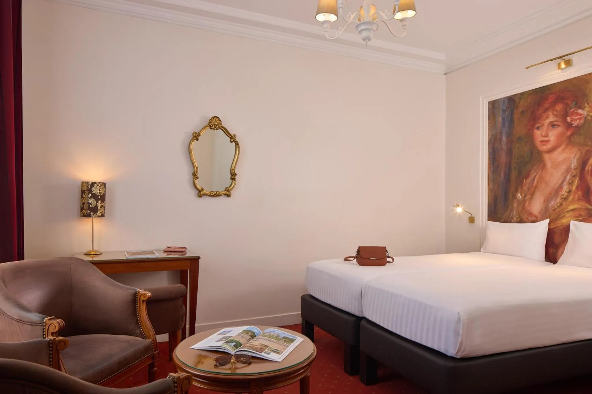 Bedroom, Bed in Timhotel Tour Montparnasse