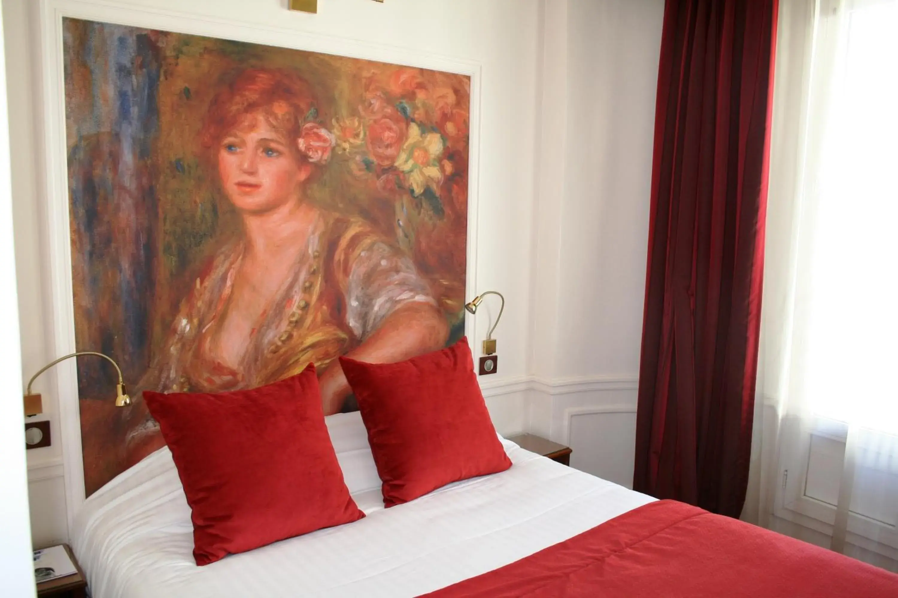 Photo of the whole room, Bed in Timhotel Tour Montparnasse Photo of the whole room, Bed in Timhotel Tour Montparnasse