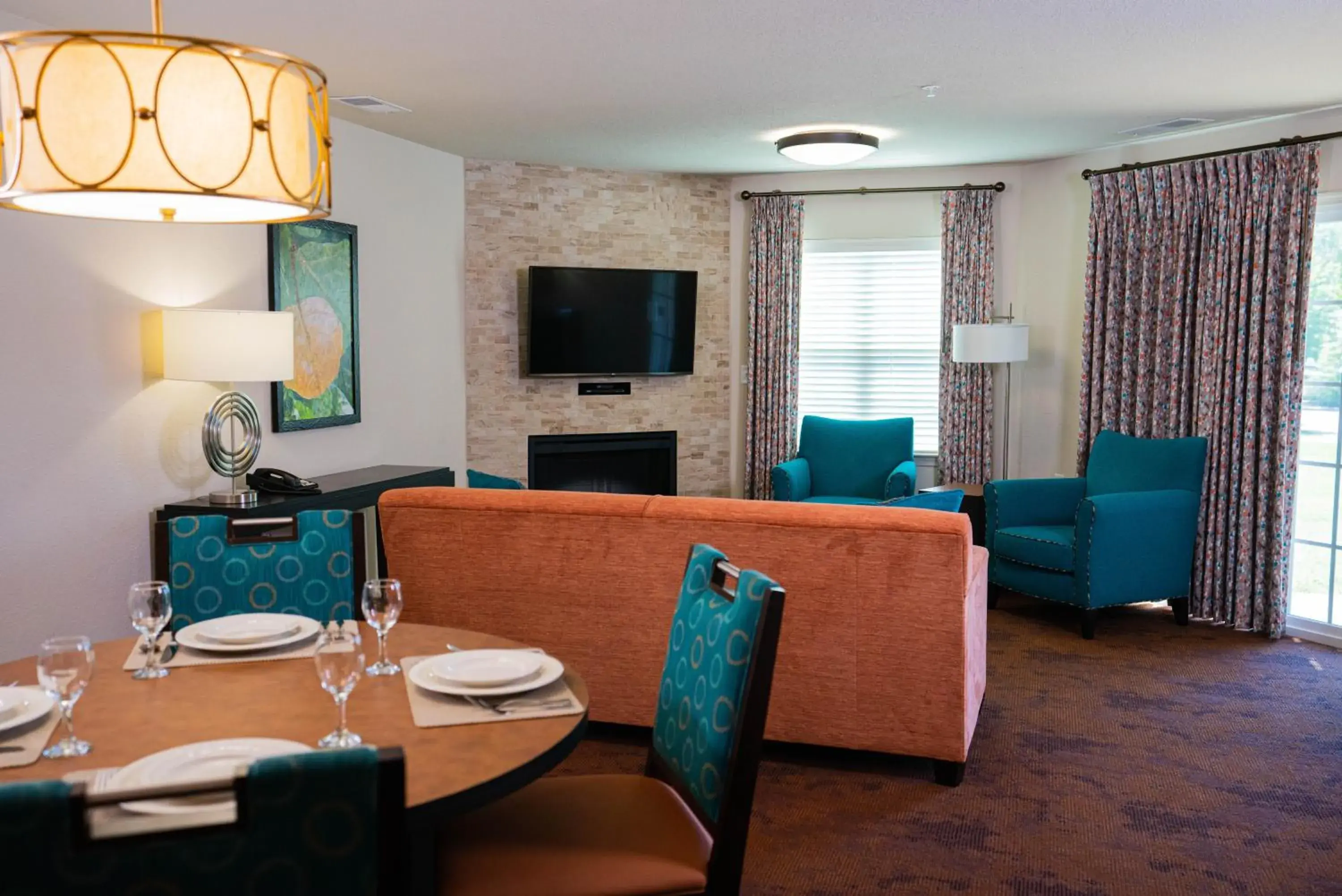 Living room in The Colonies at Williamsburg Living room in The Colonies at Williamsburg