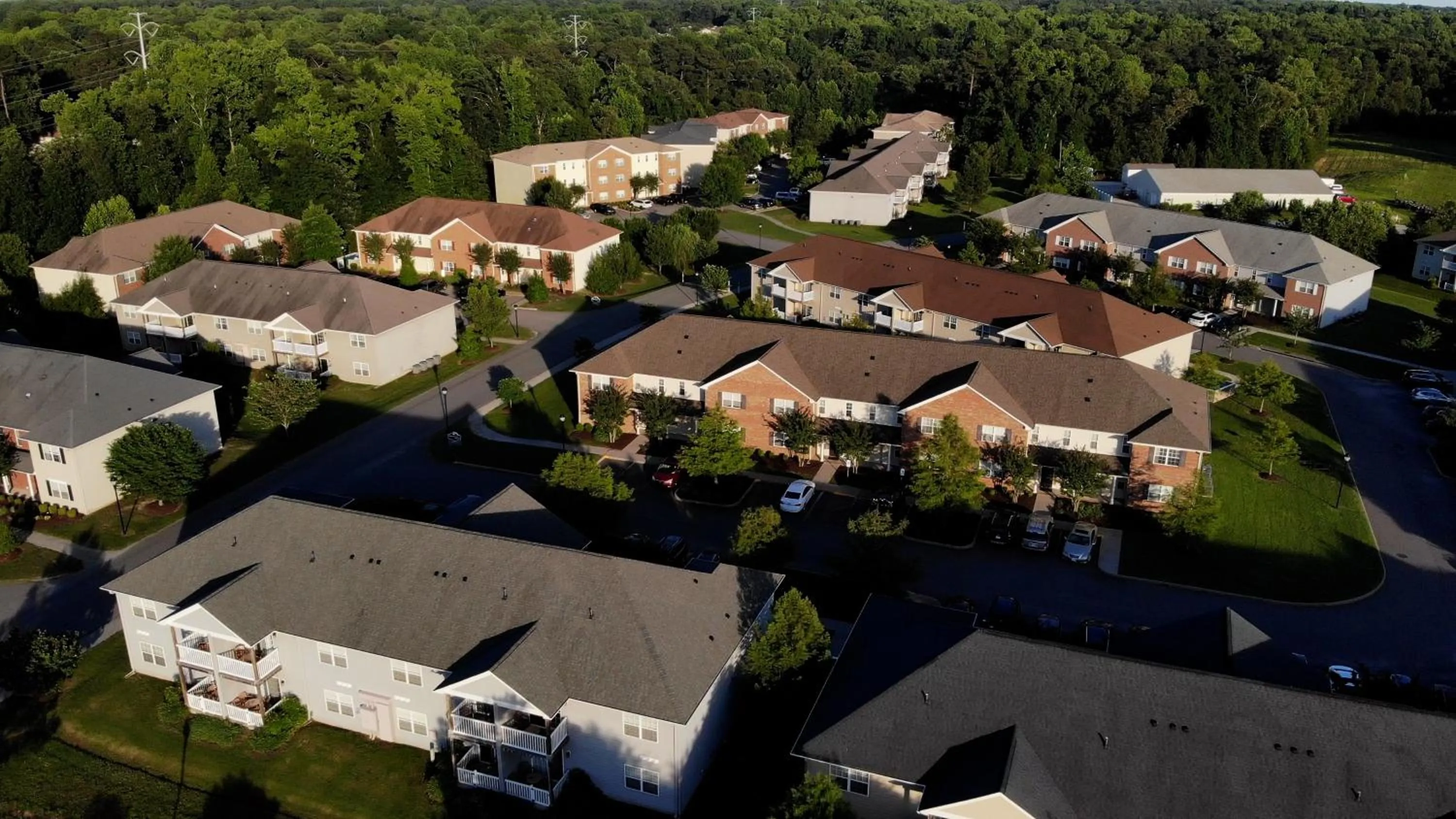 Property building in The Colonies at Williamsburg