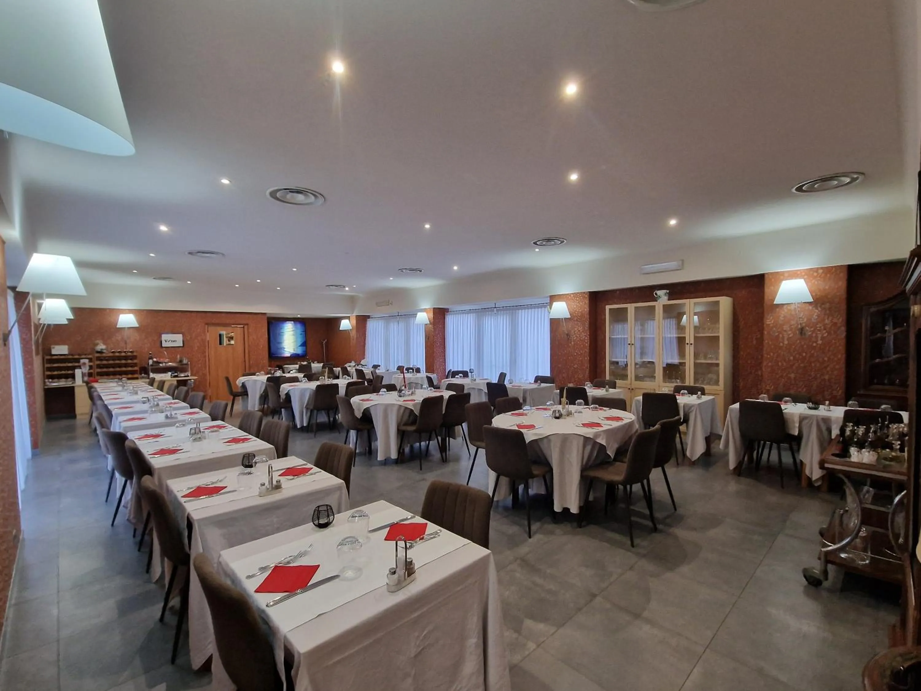 Restaurant/places to eat in Modo Hotel