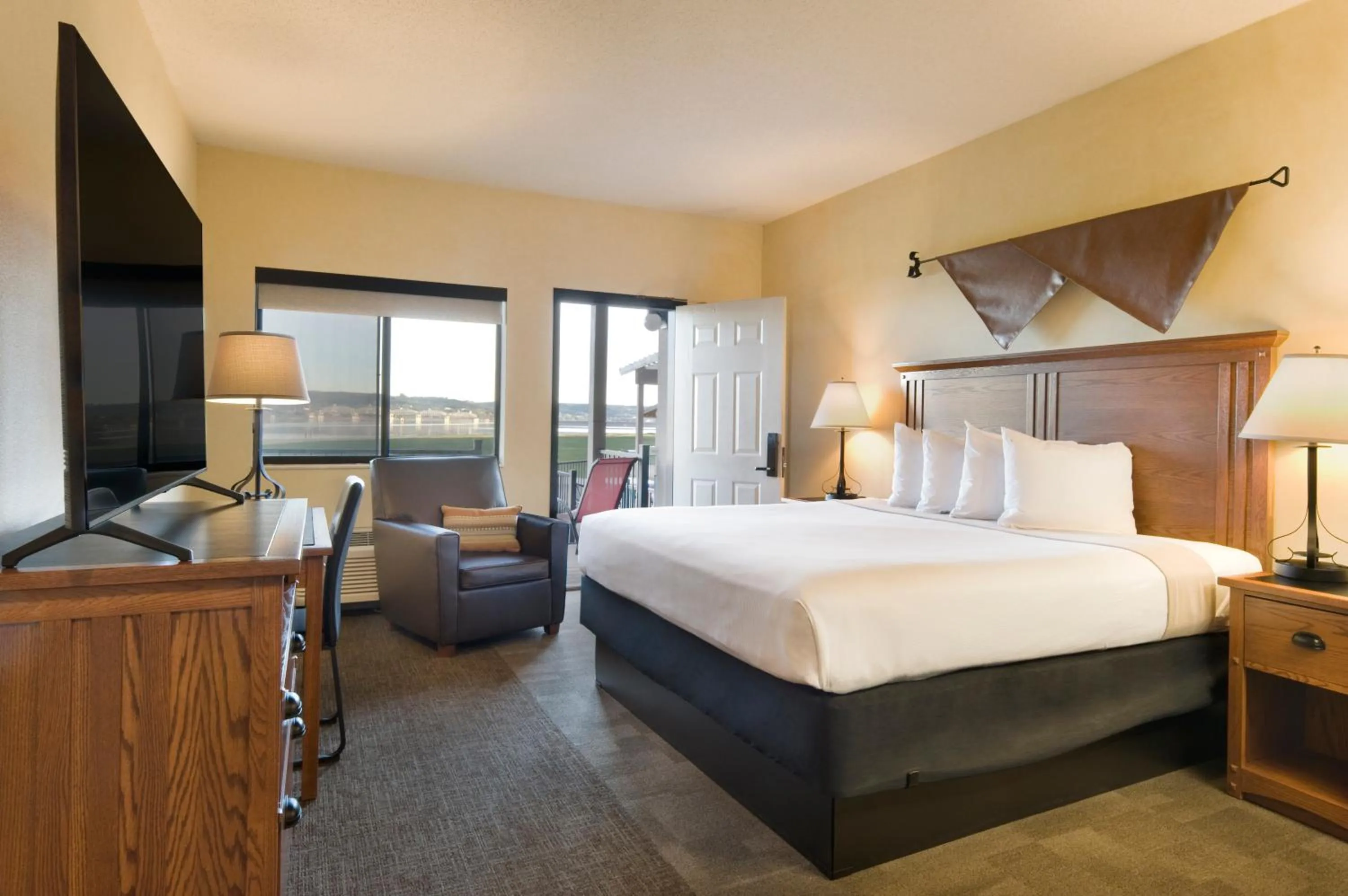 Bed in Cedar Shore Resort