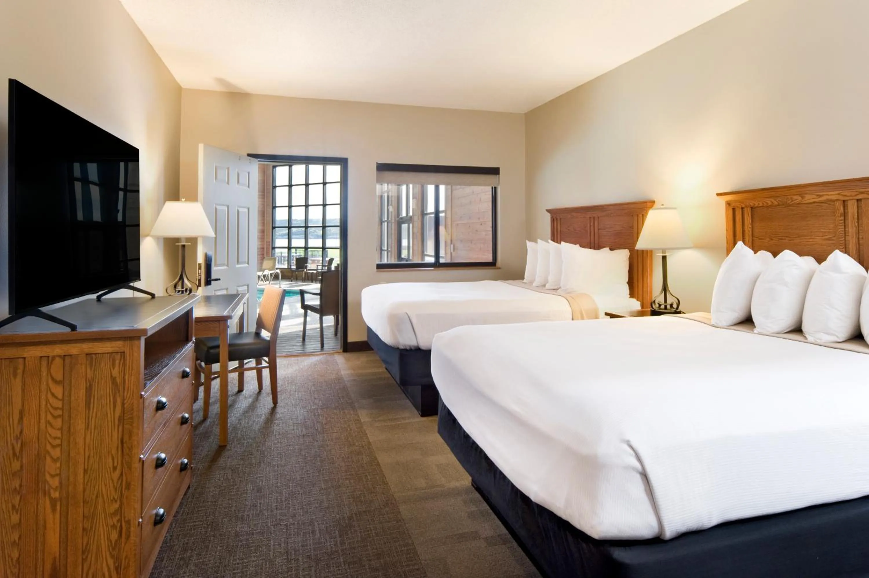 Bed in Cedar Shore Resort