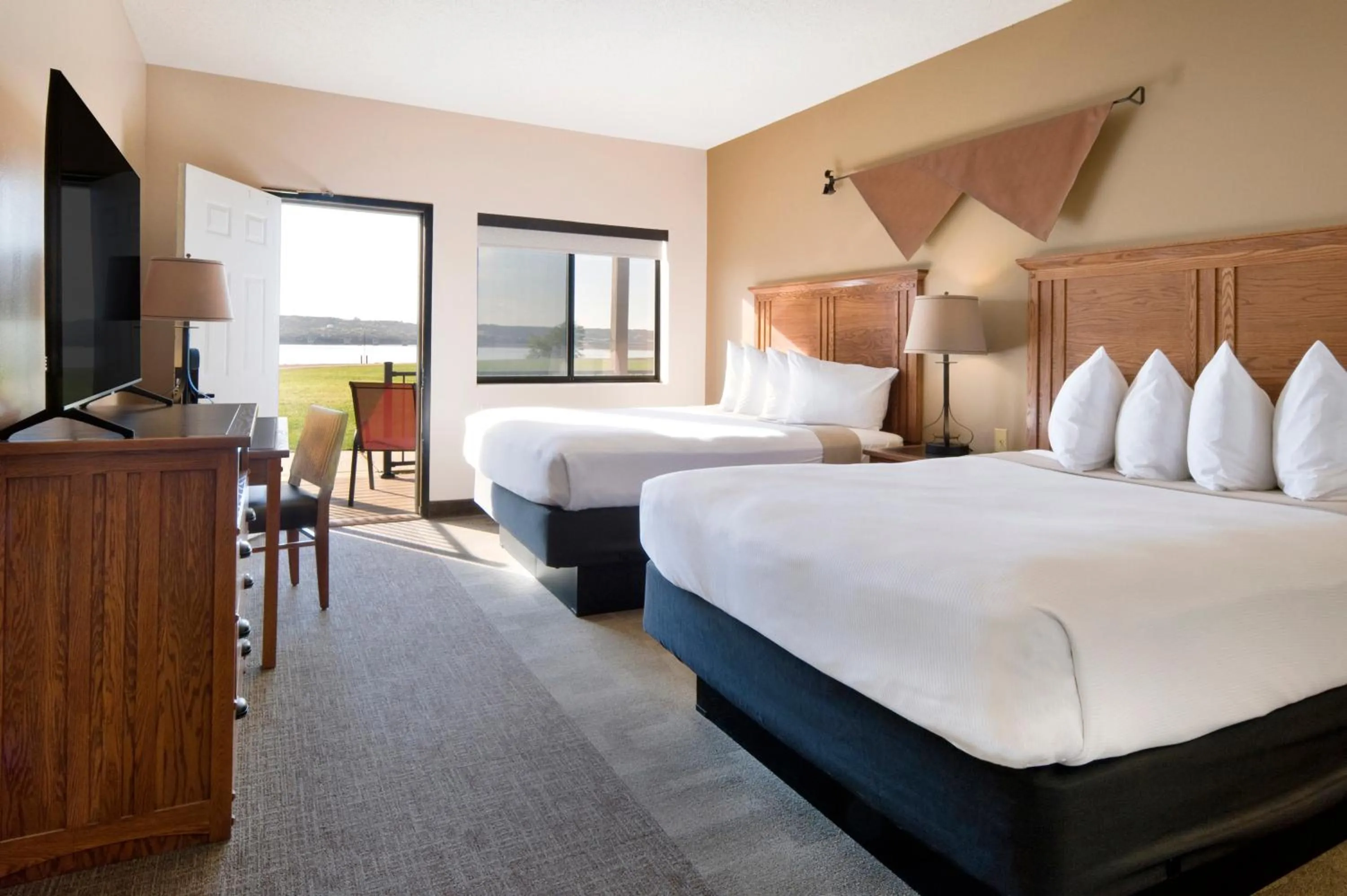 Bed in Cedar Shore Resort