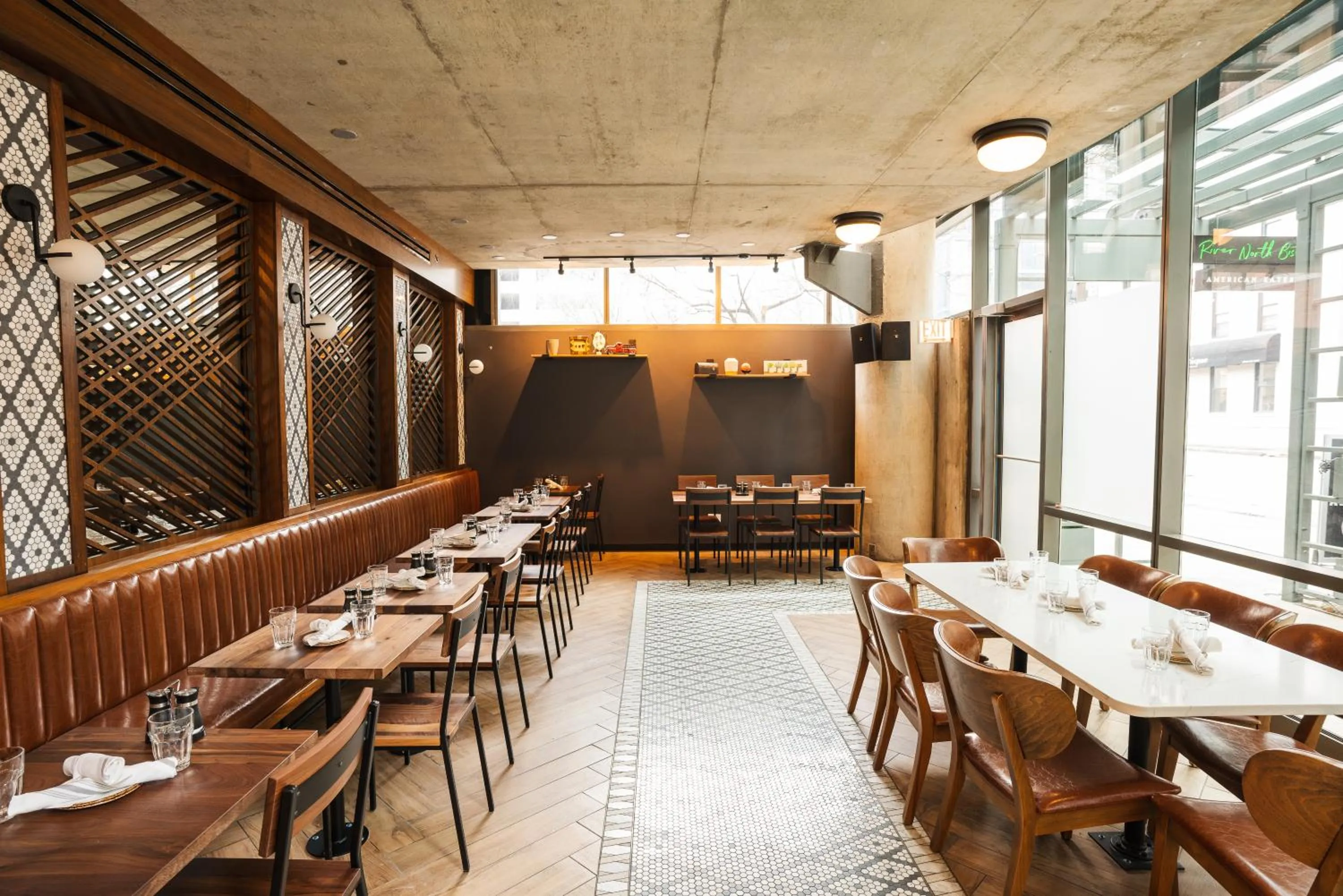 Restaurant/places to eat in Eurostars Magnificent Mile