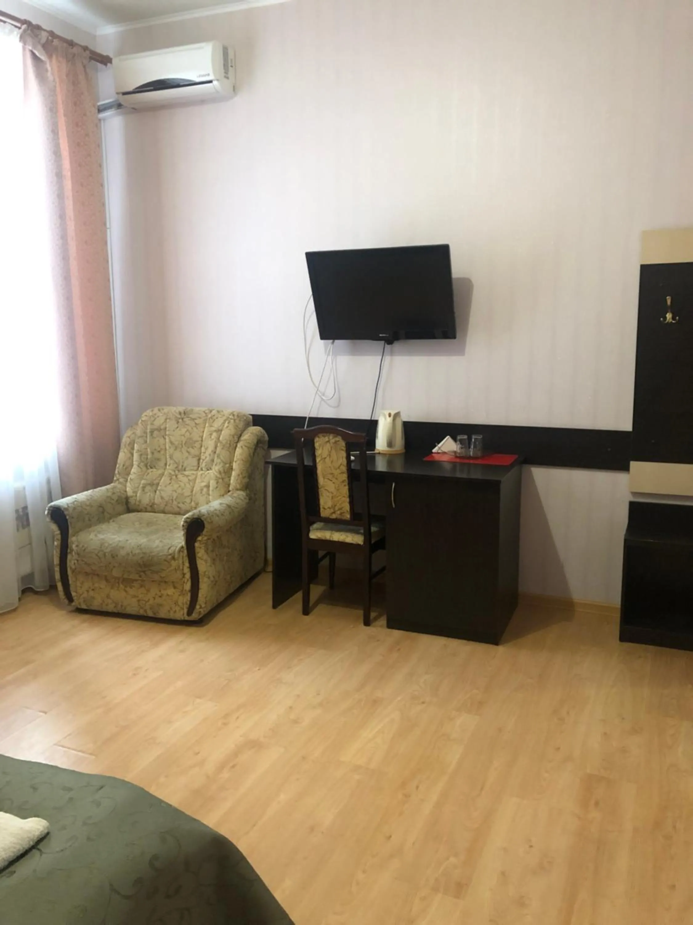 Elegia Hotel
