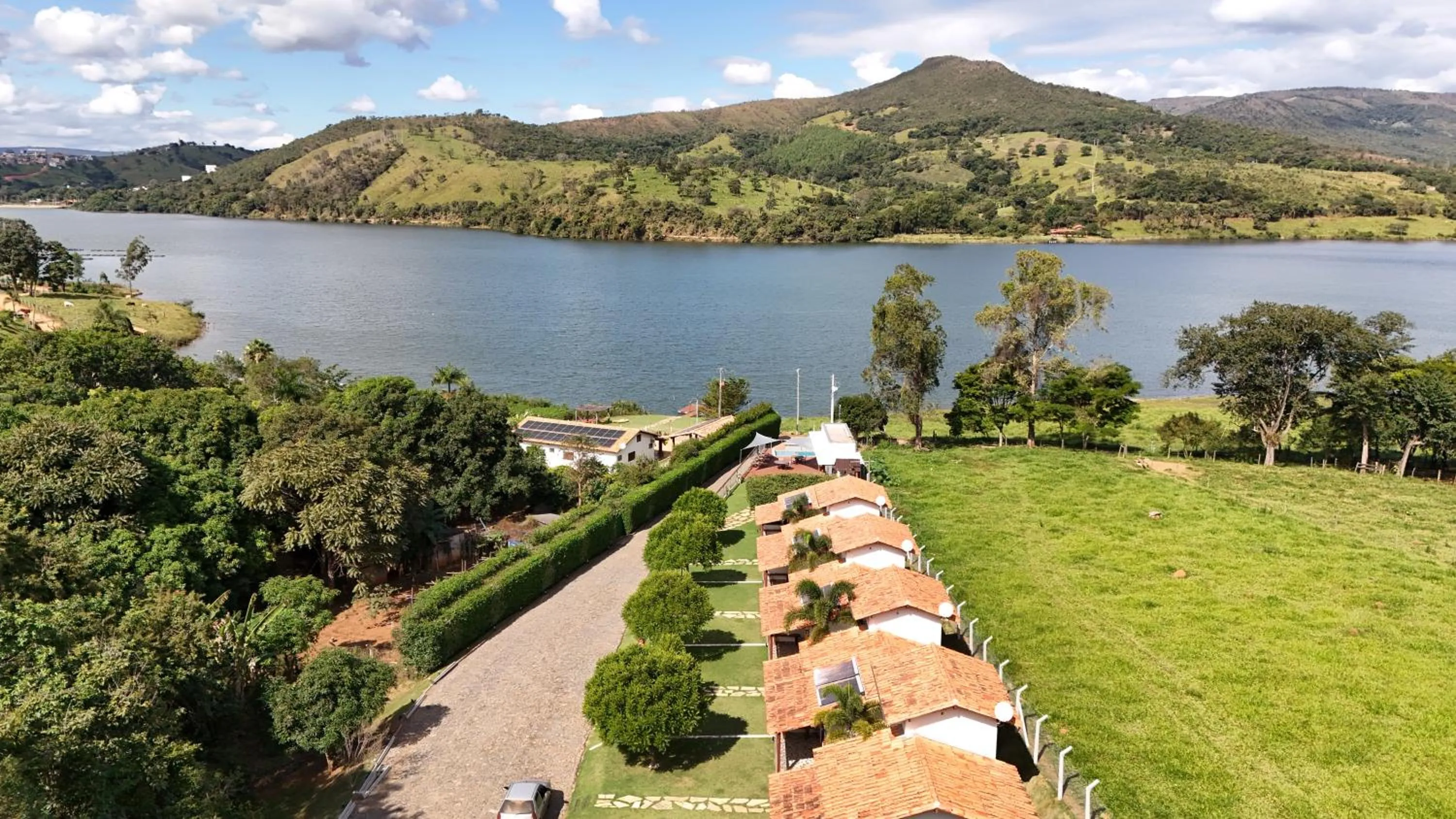 Pousada Vila do Lago - Vista Incrível, Café da Manhã e Passeio de Caiaque