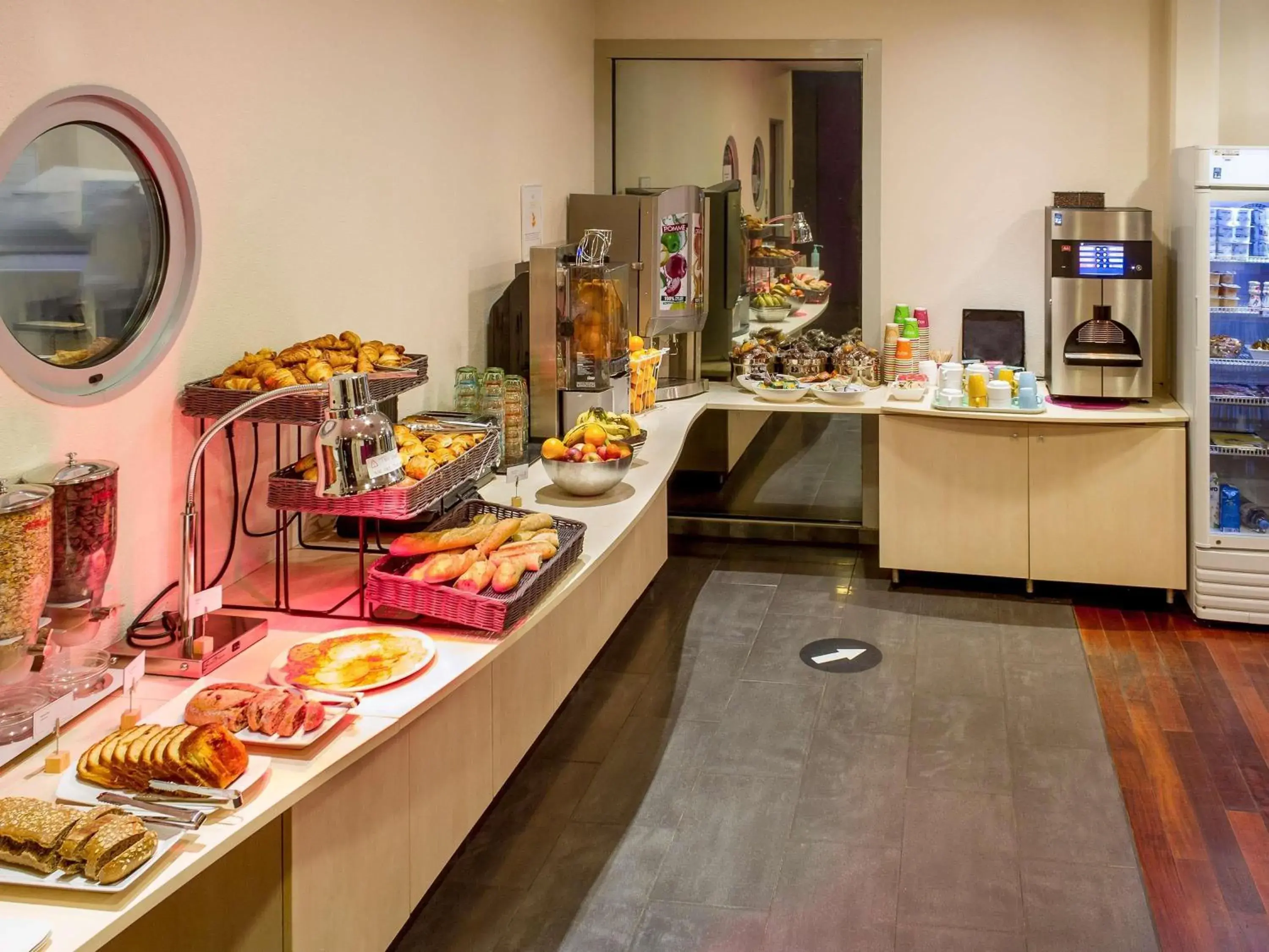 Breakfast in ibis Styles Bethune Bruay la Buissière Breakfast in ibis Styles Bethune Bruay la Buissière