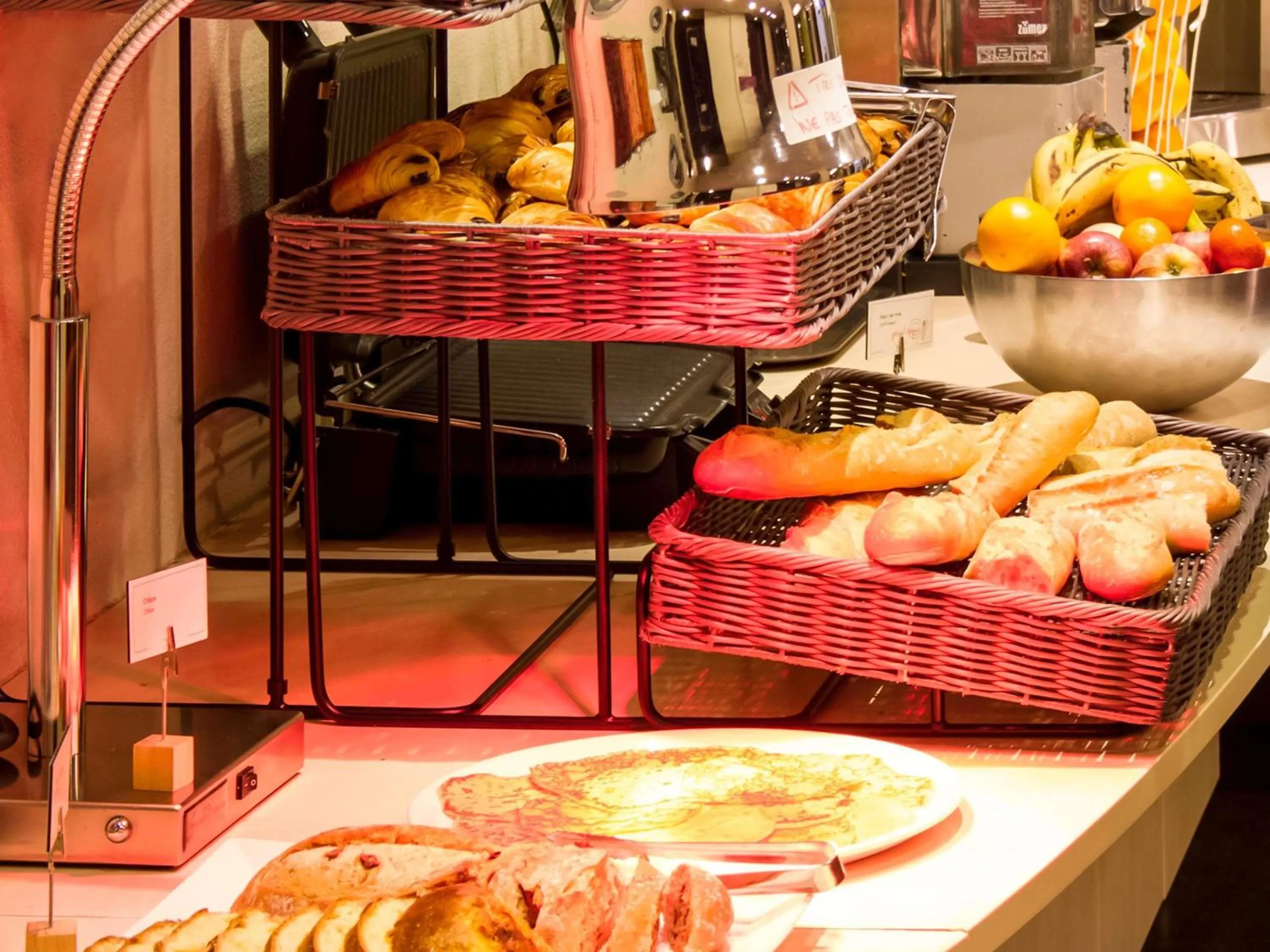 Breakfast in ibis Styles Bethune Bruay la Buissière