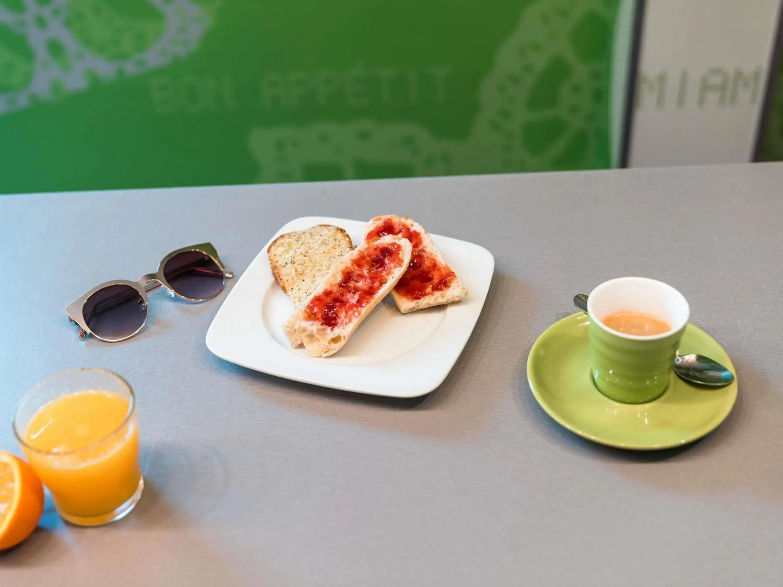 Breakfast in ibis Styles Bethune Bruay la Buissière Breakfast in ibis Styles Bethune Bruay la Buissière