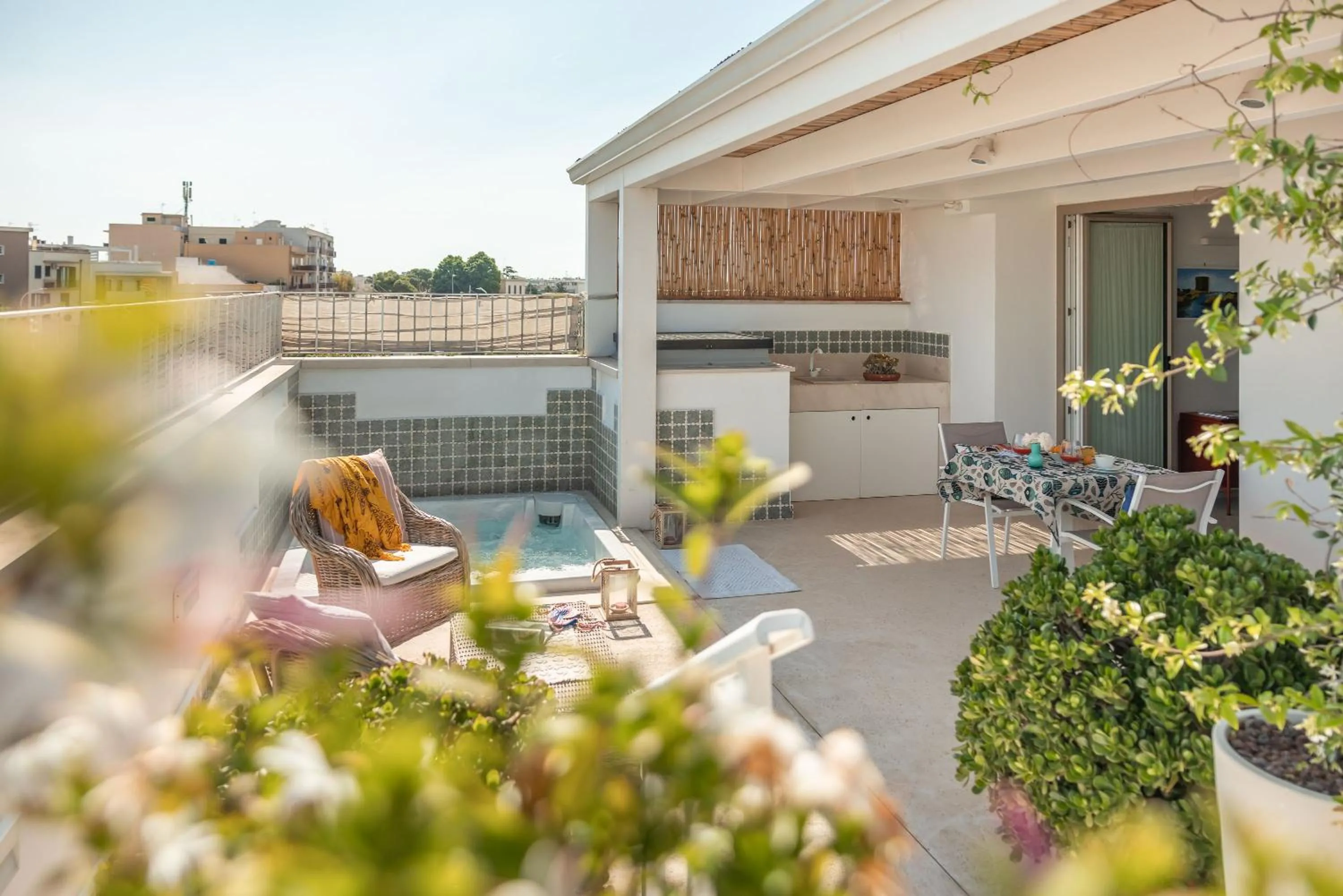 Patio in MandorleOlio