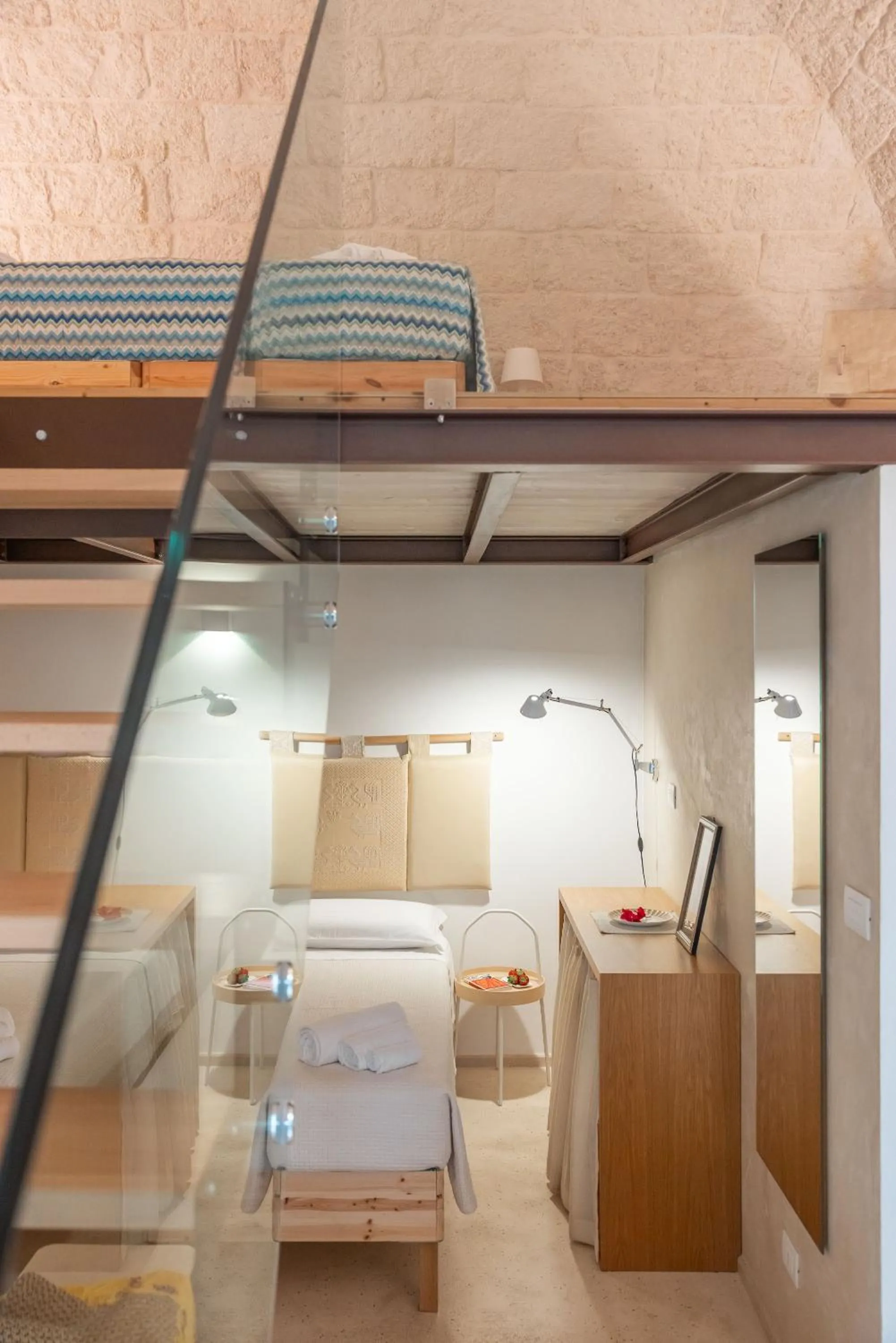 Photo of the whole room, Bed in MandorleOlio