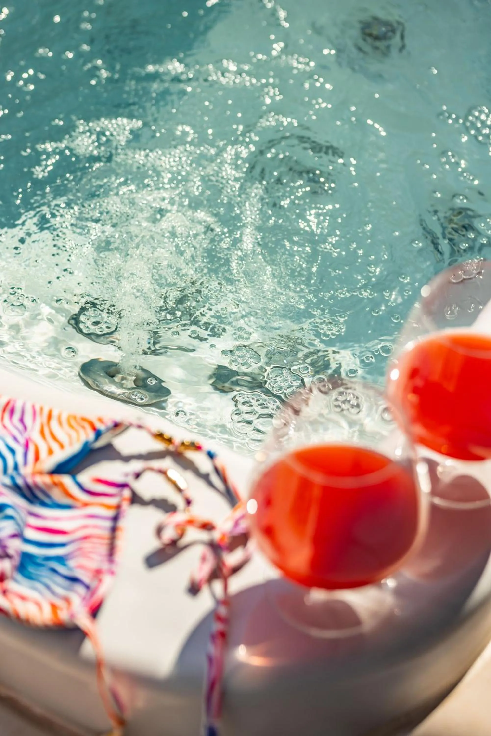 Hot Tub in MandorleOlio