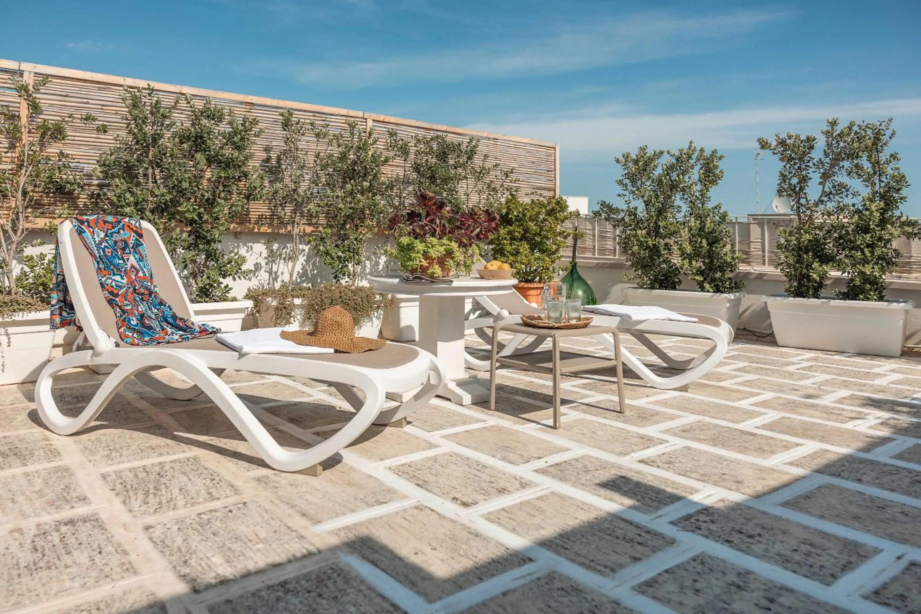 Patio in MandorleOlio