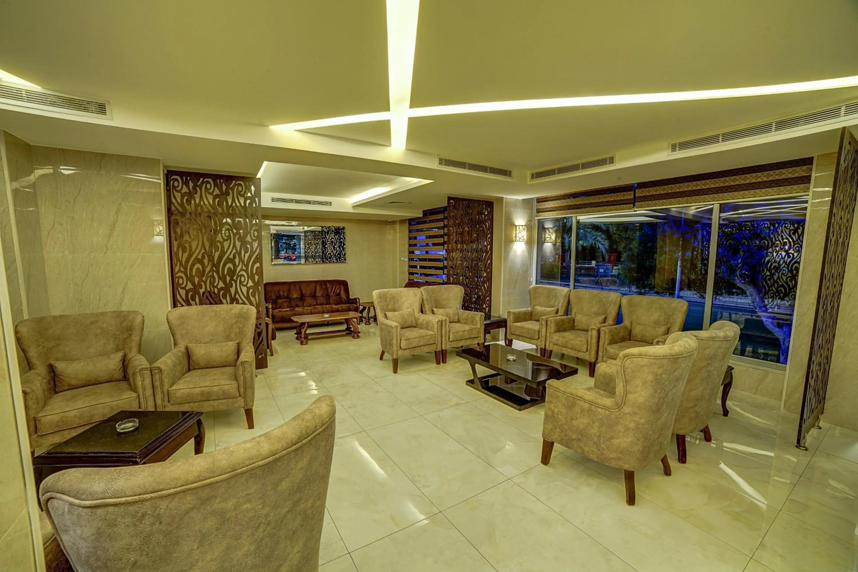 Lobby or reception in Nairoukh Hotel Aqaba