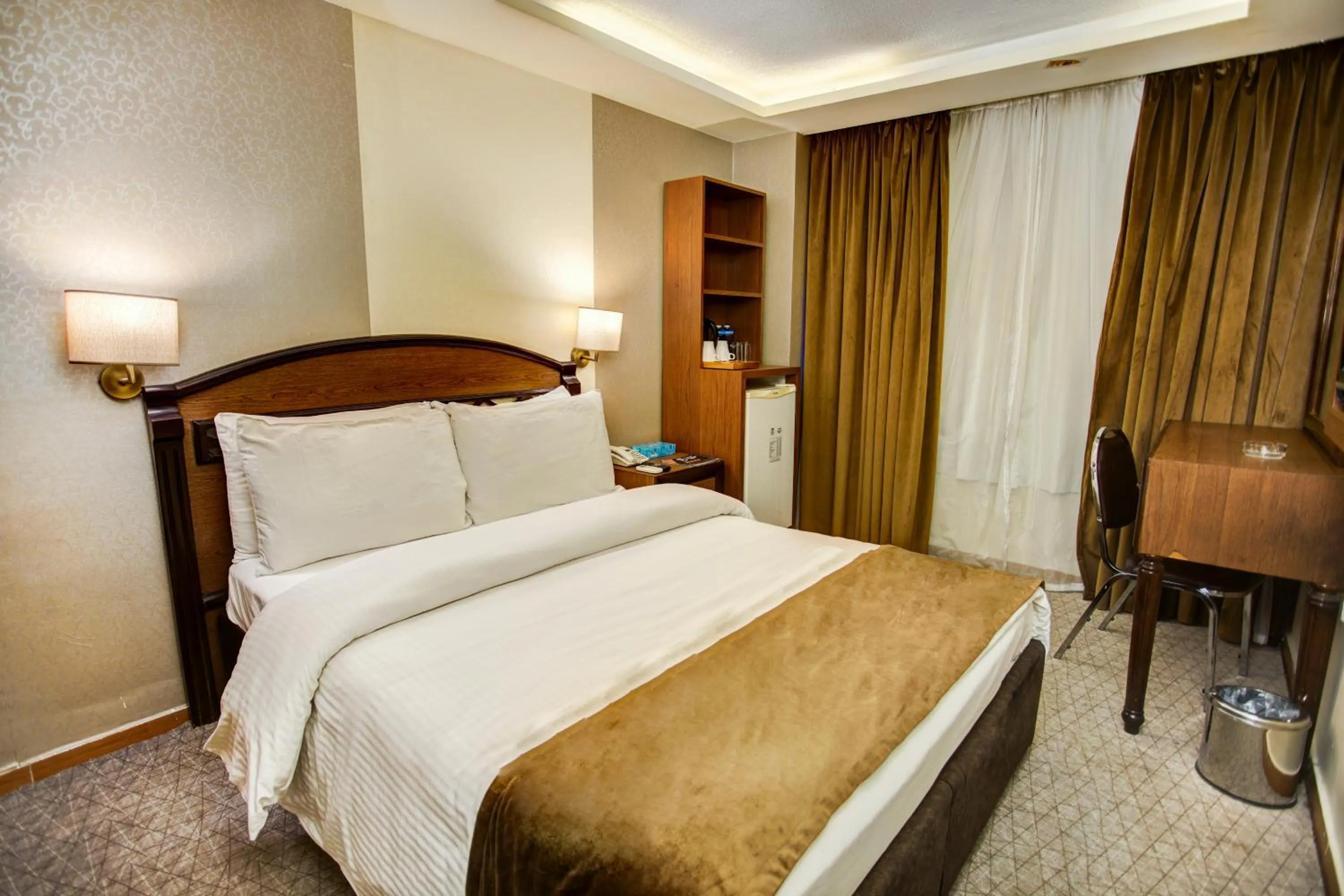 Bedroom, Bed in Nairoukh Hotel Aqaba