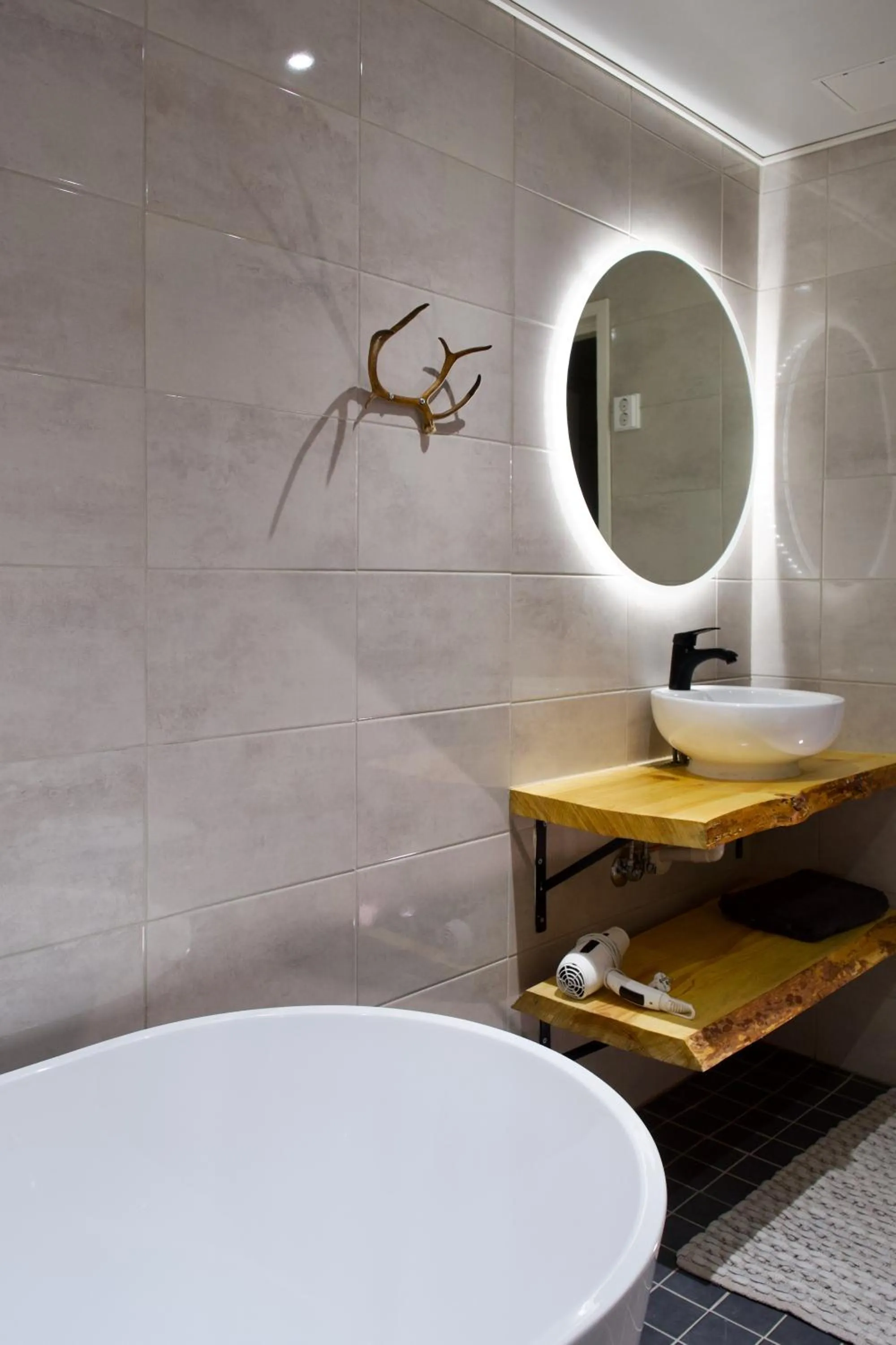 Taigaschool Eco Hotel