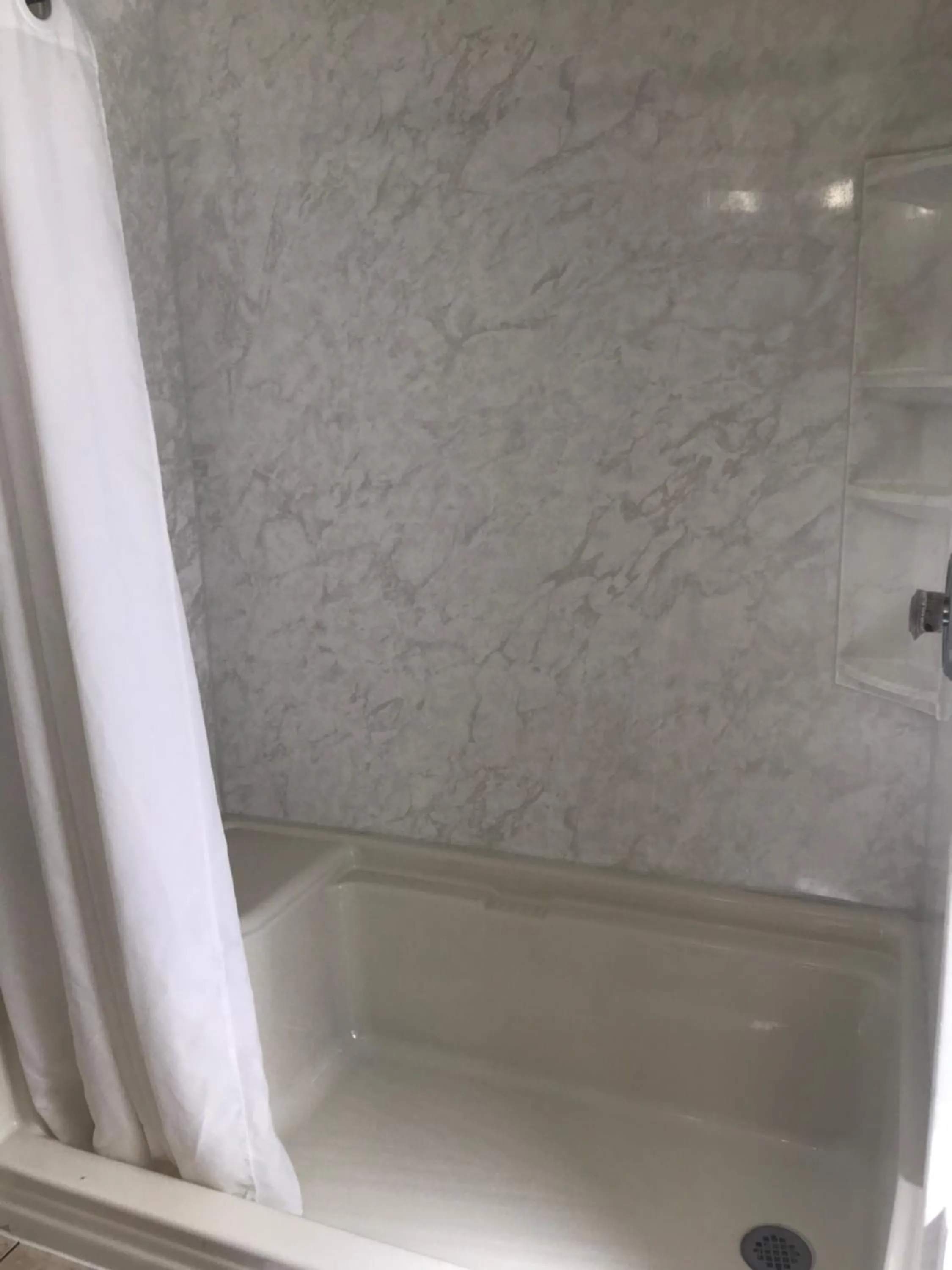 Shower in Mallard Apartments