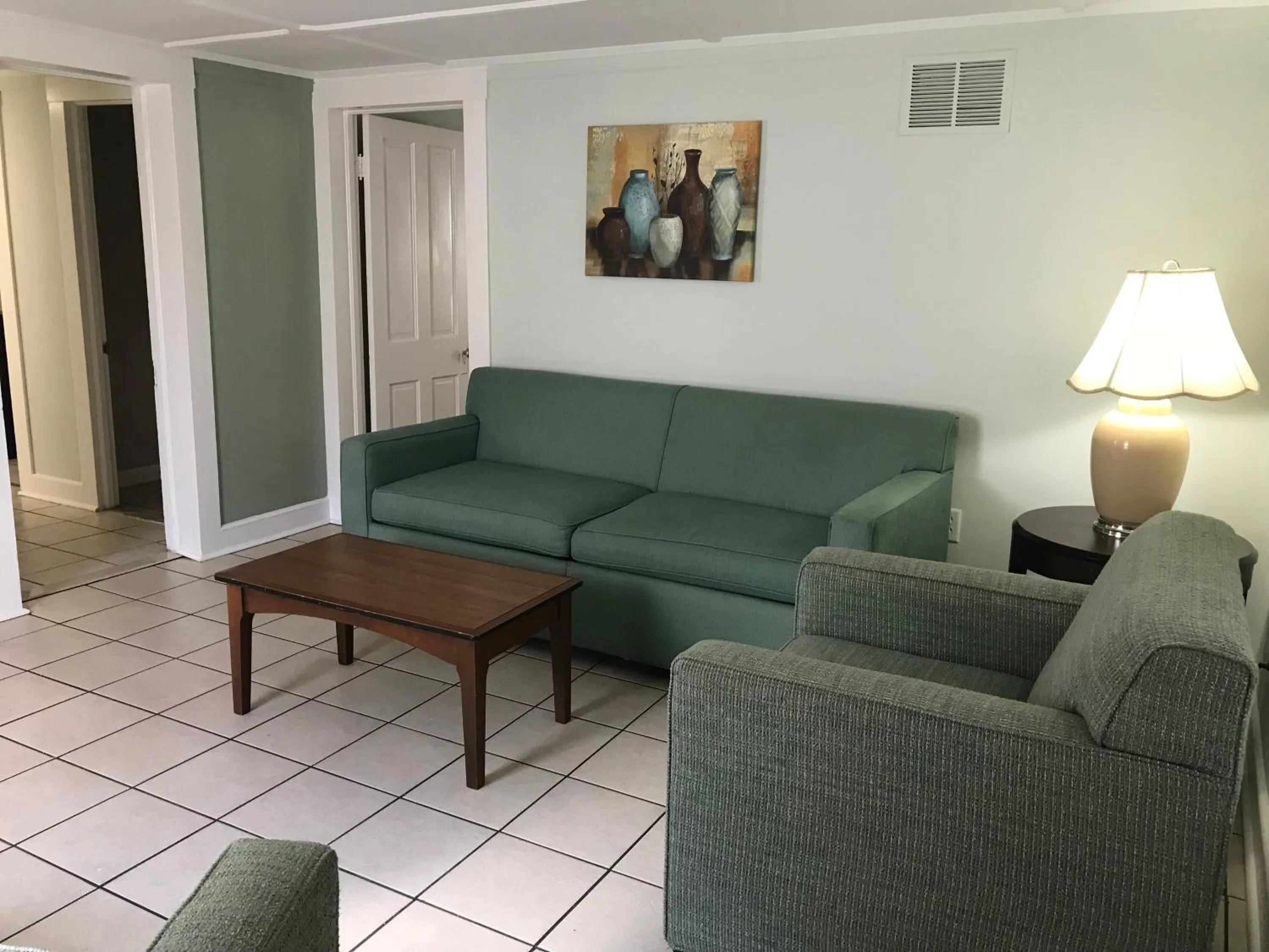 Living room in Mallard Apartments