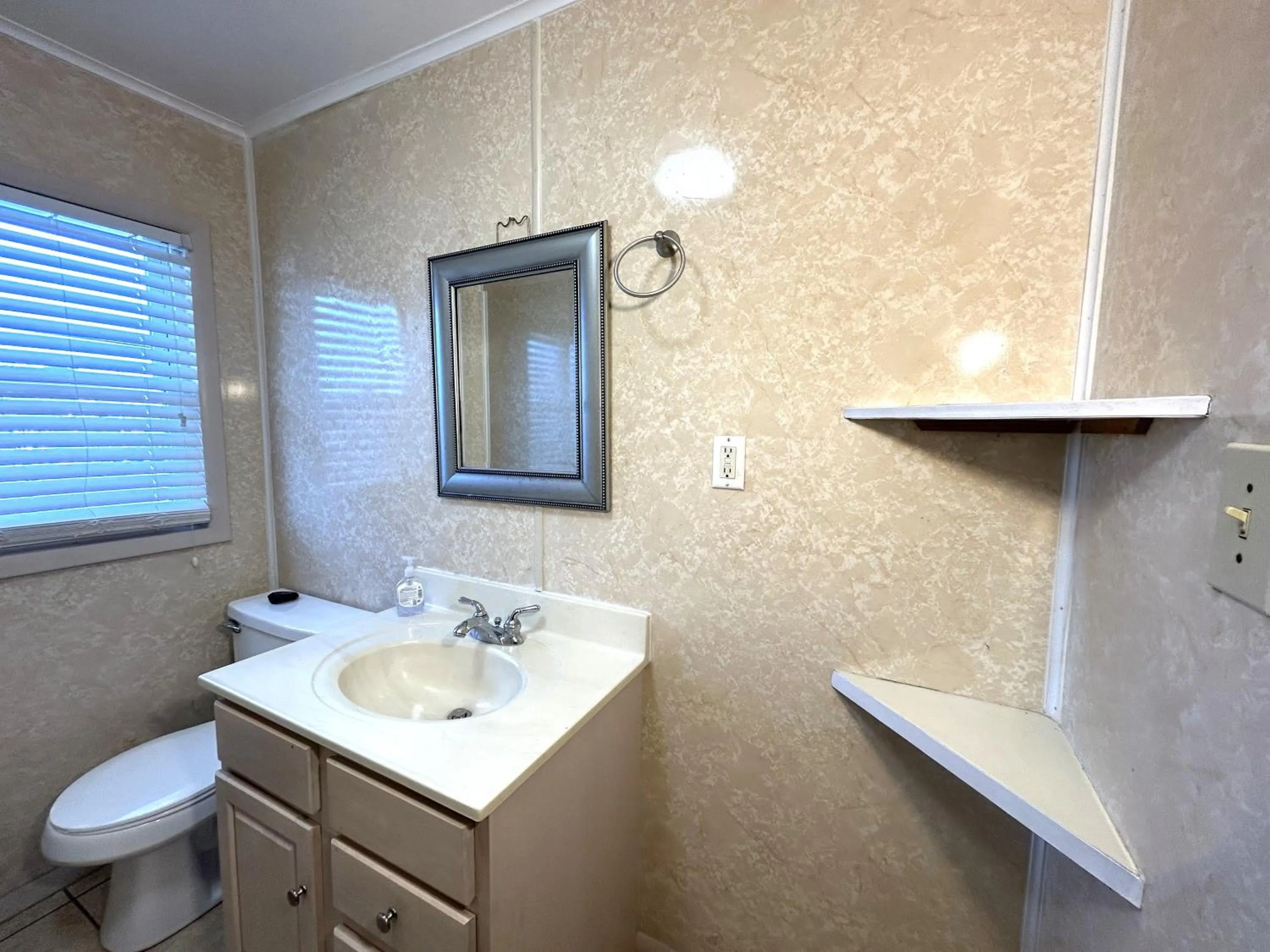 Bathroom in Wilmington Terrace