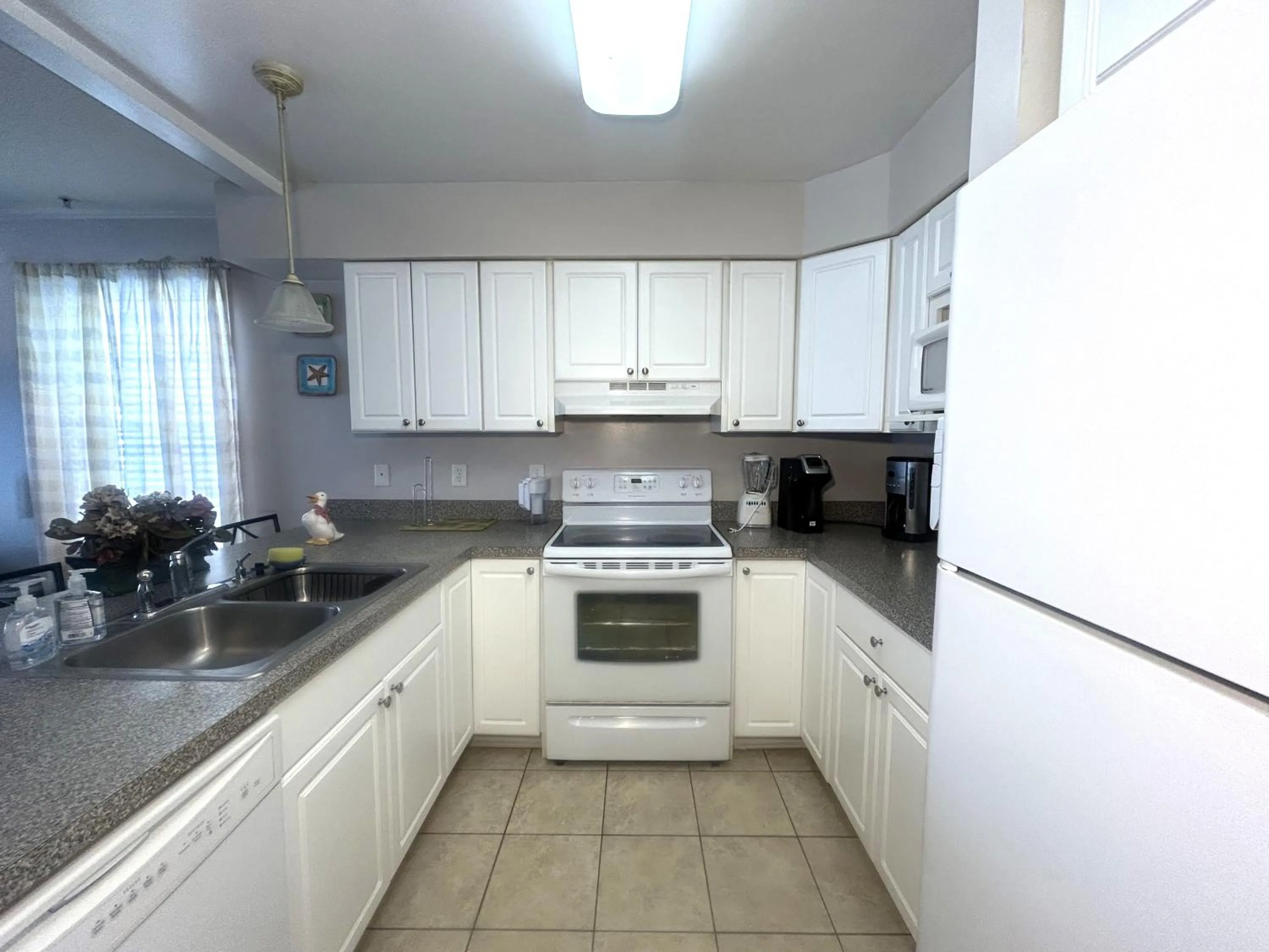 Kitchen or kitchenette in Wilmington Terrace