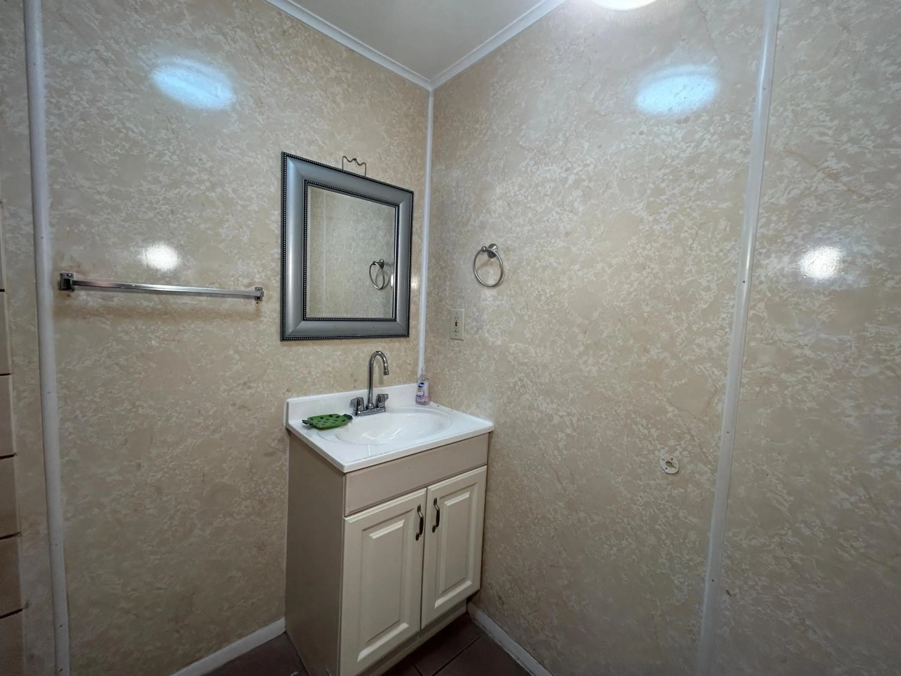 Bathroom in Wilmington Terrace