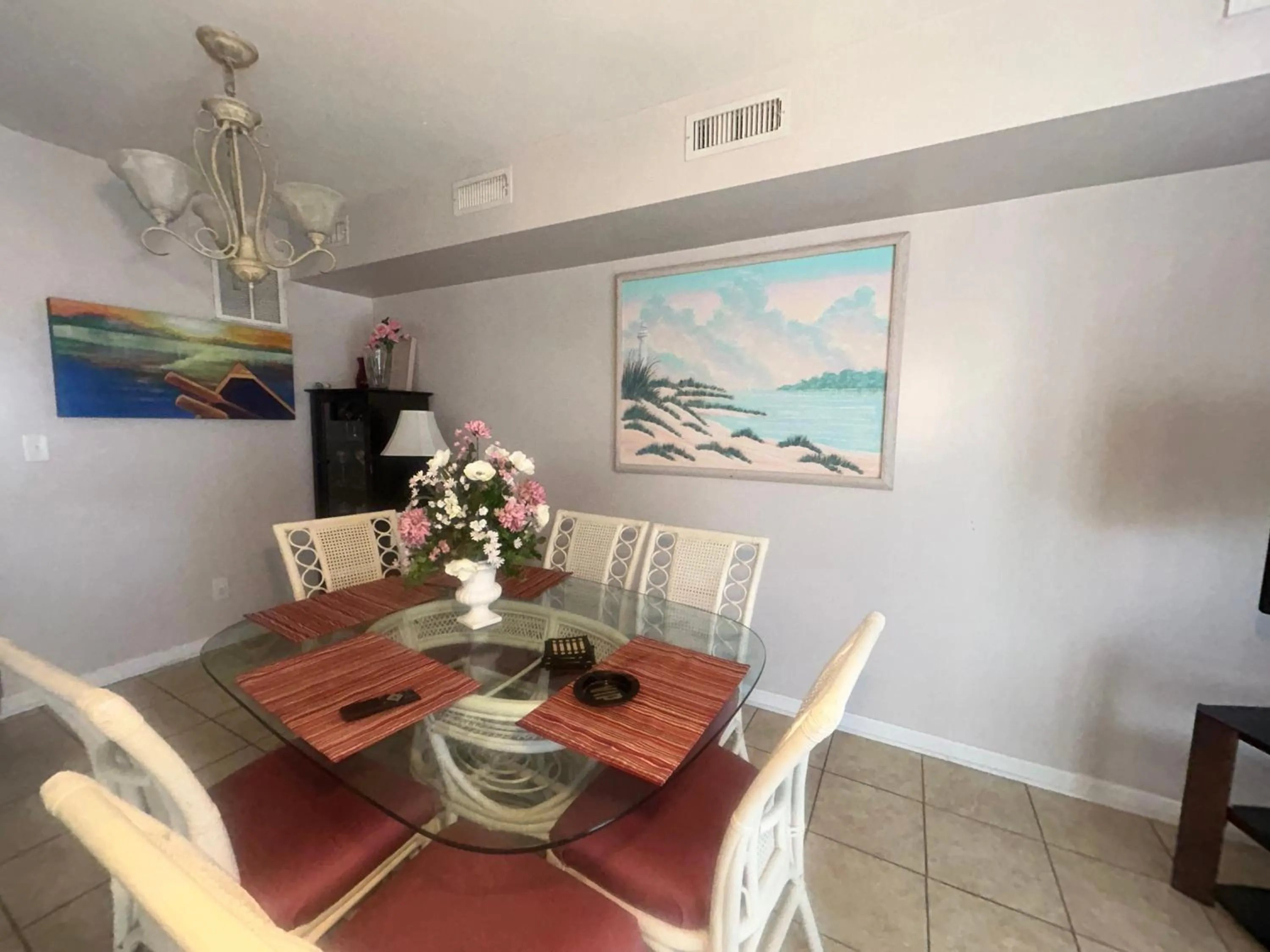 Dining area in Wilmington Terrace