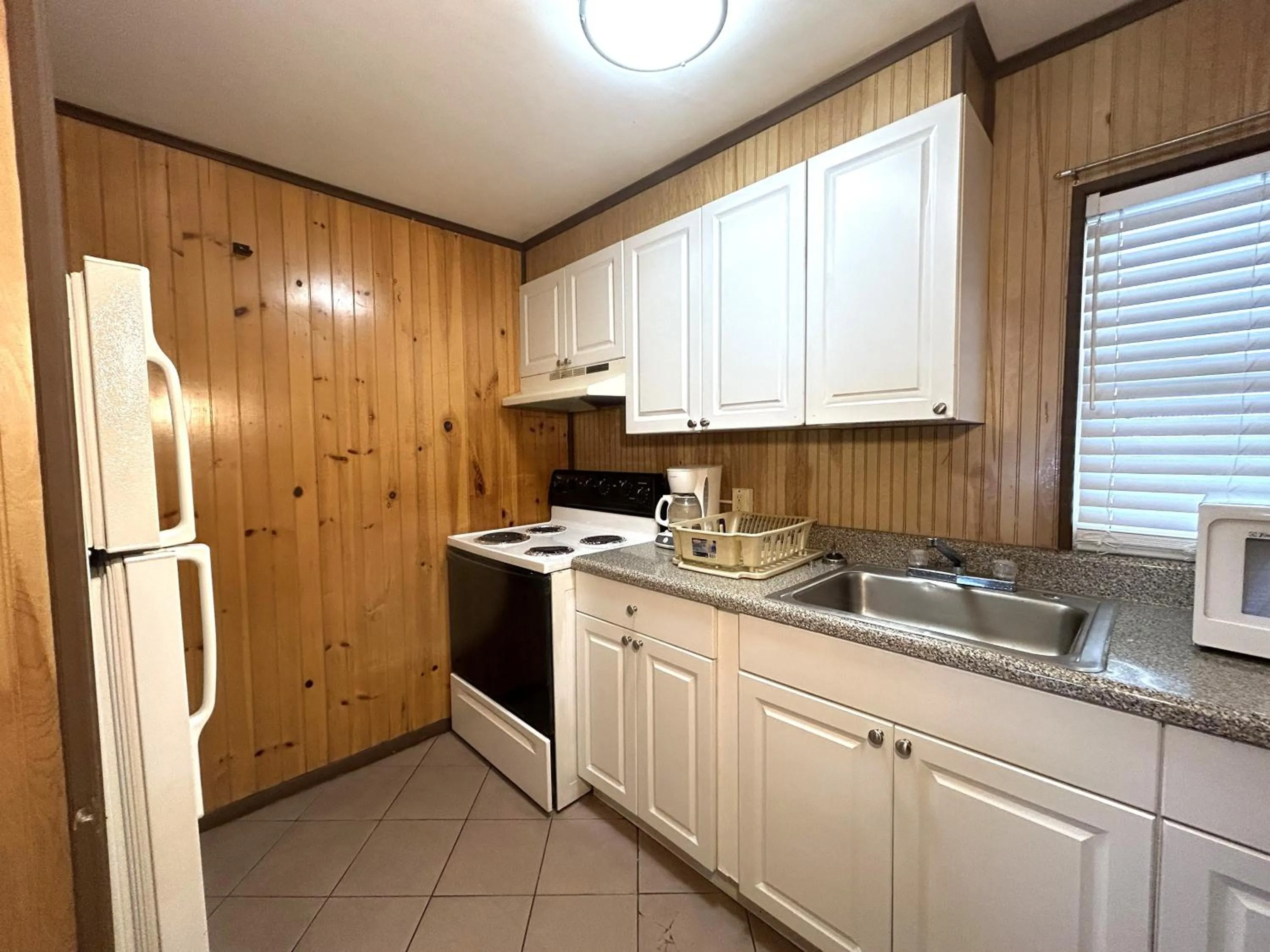 Kitchen or kitchenette in Wilmington Terrace