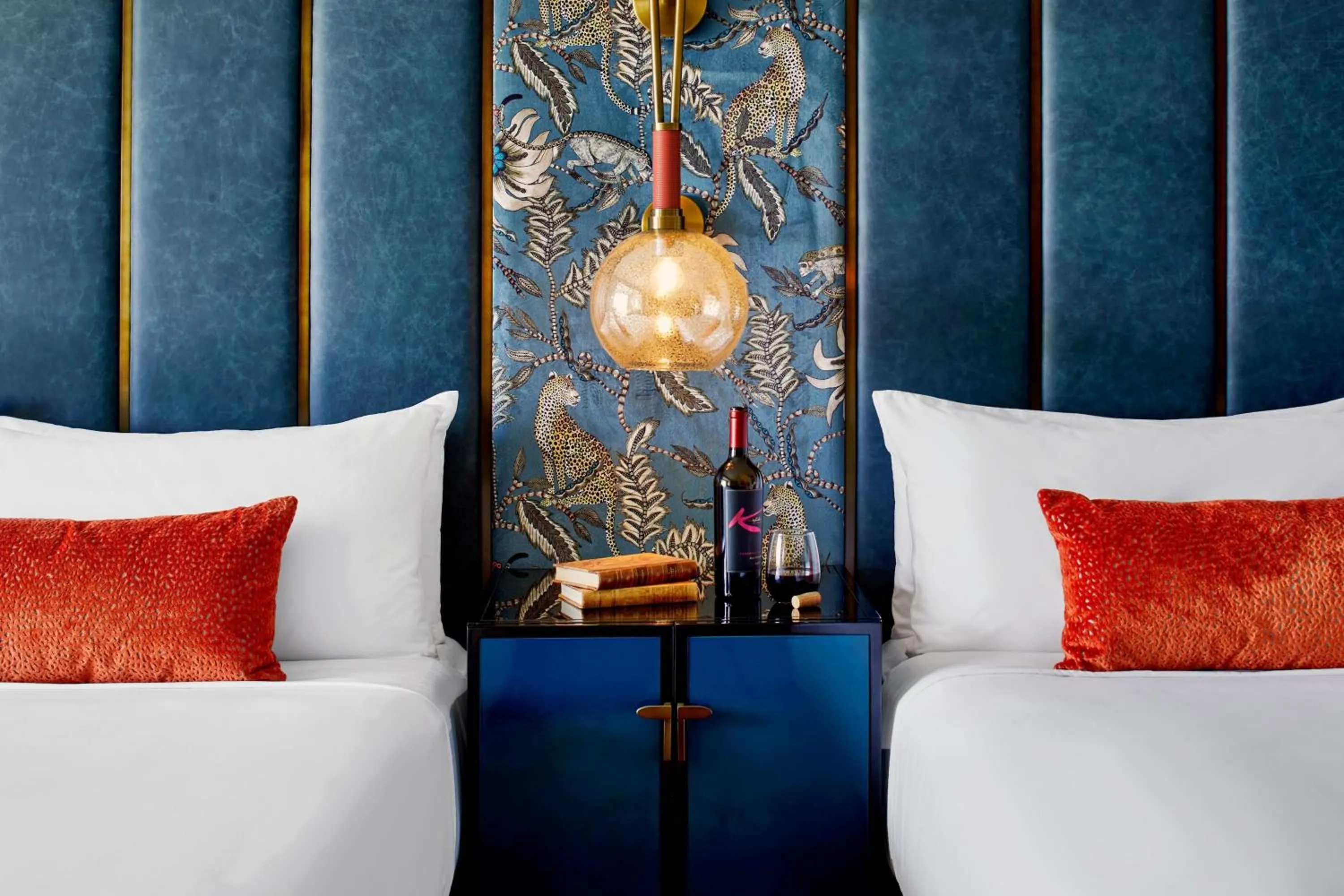 Photo of the whole room, Bed in Grand Bohemian Orlando, Autograph Collection