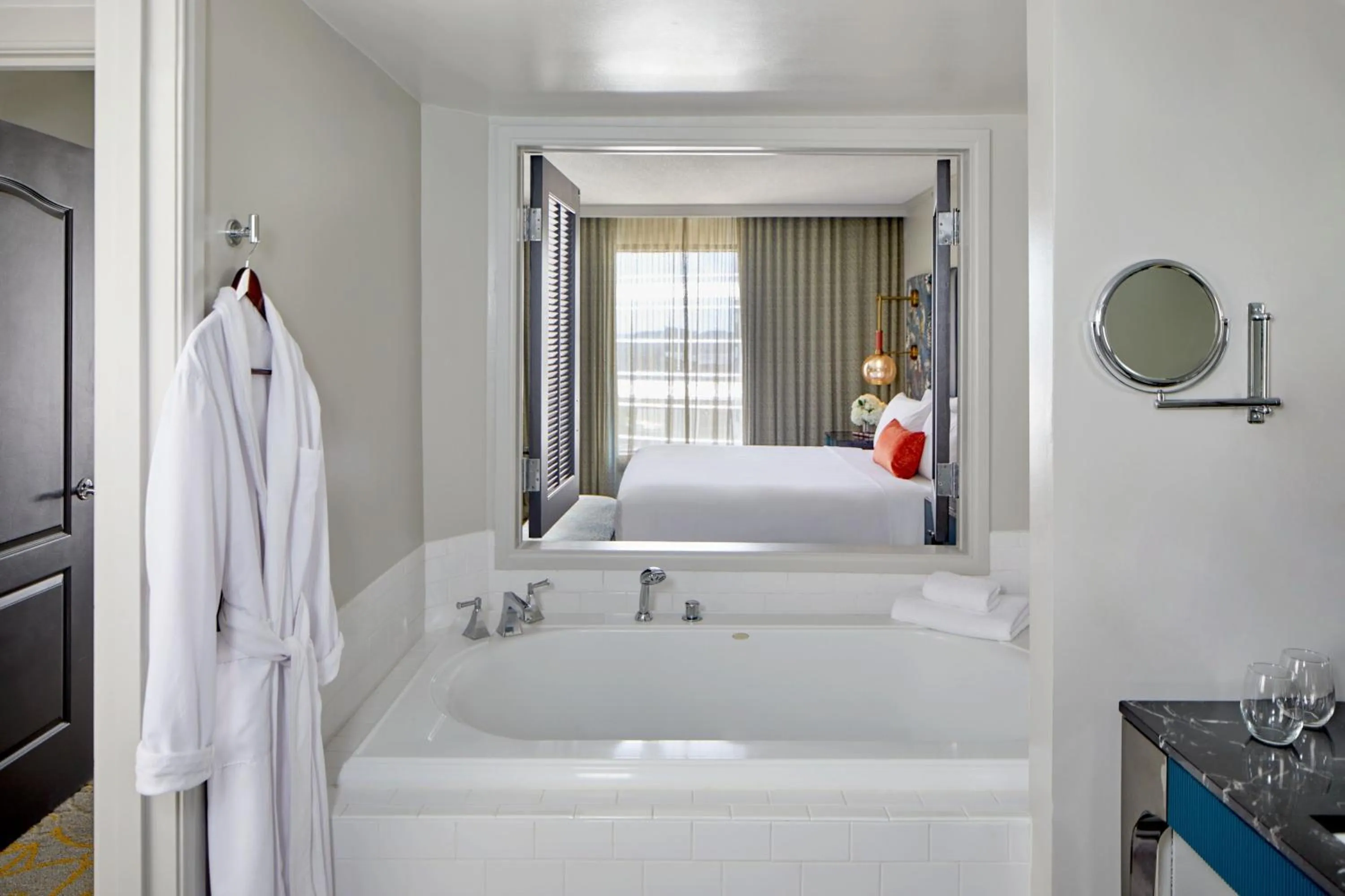 Bedroom, Bed in Grand Bohemian Orlando, Autograph Collection