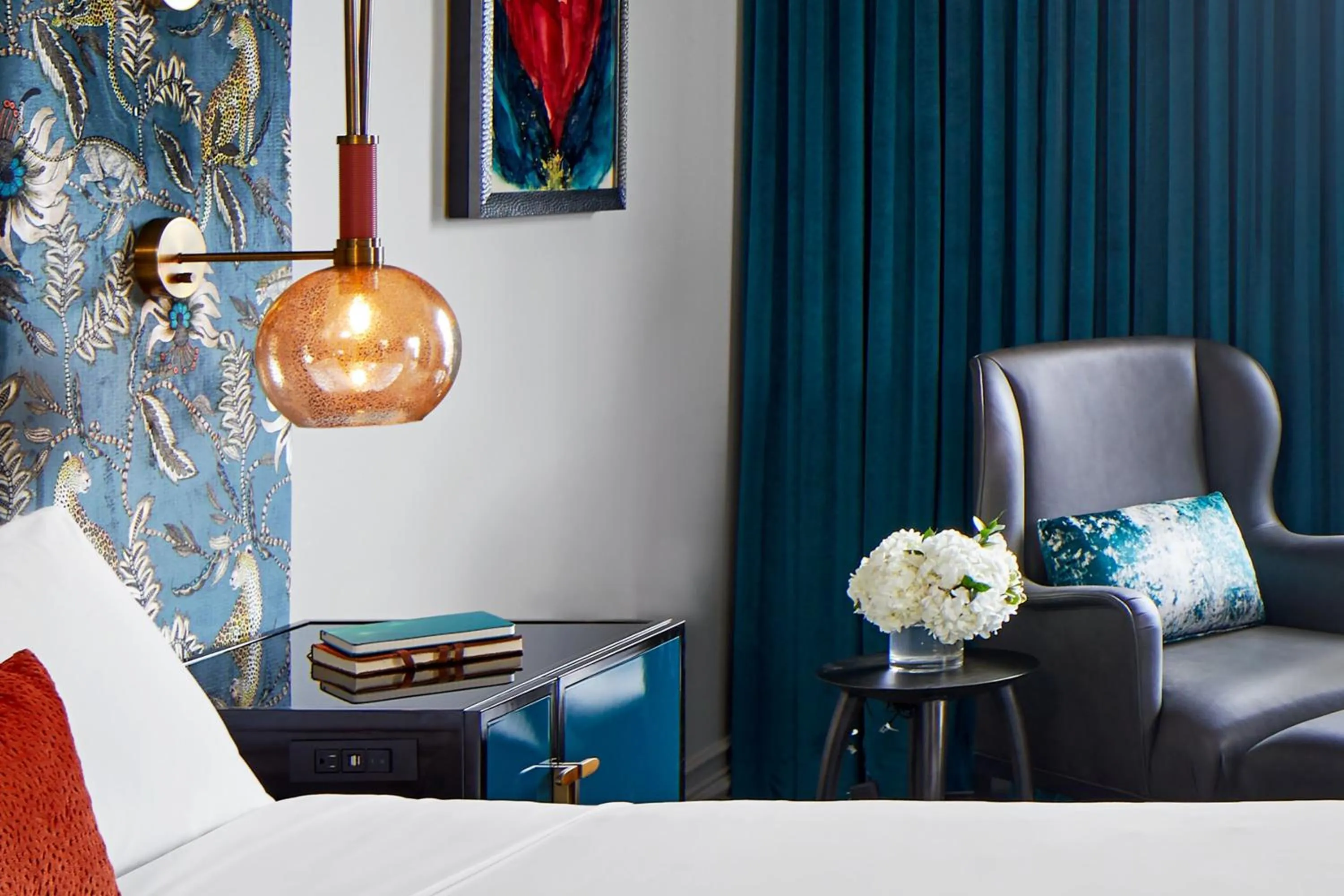 Bedroom in Grand Bohemian Orlando, Autograph Collection