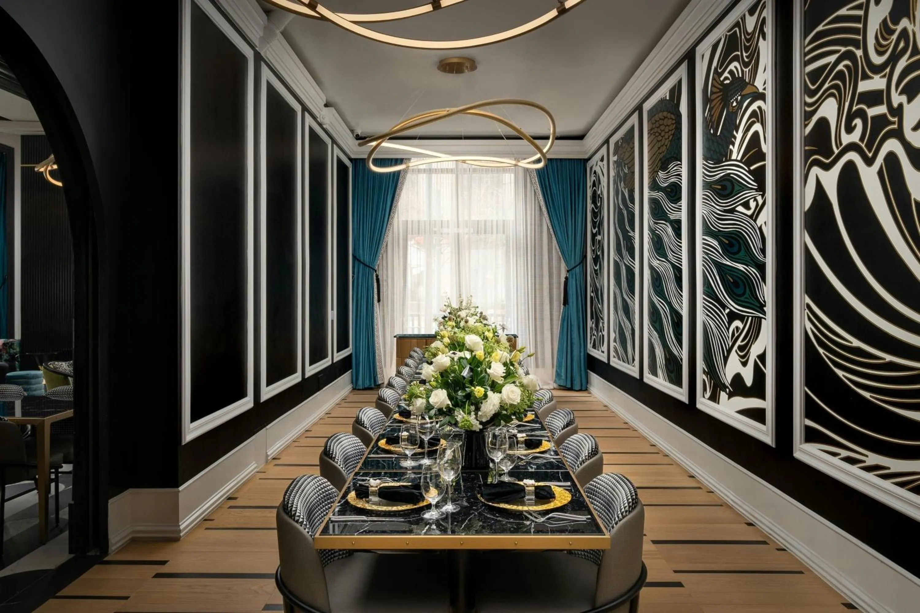 Restaurant/places to eat in Grand Bohemian Orlando, Autograph Collection