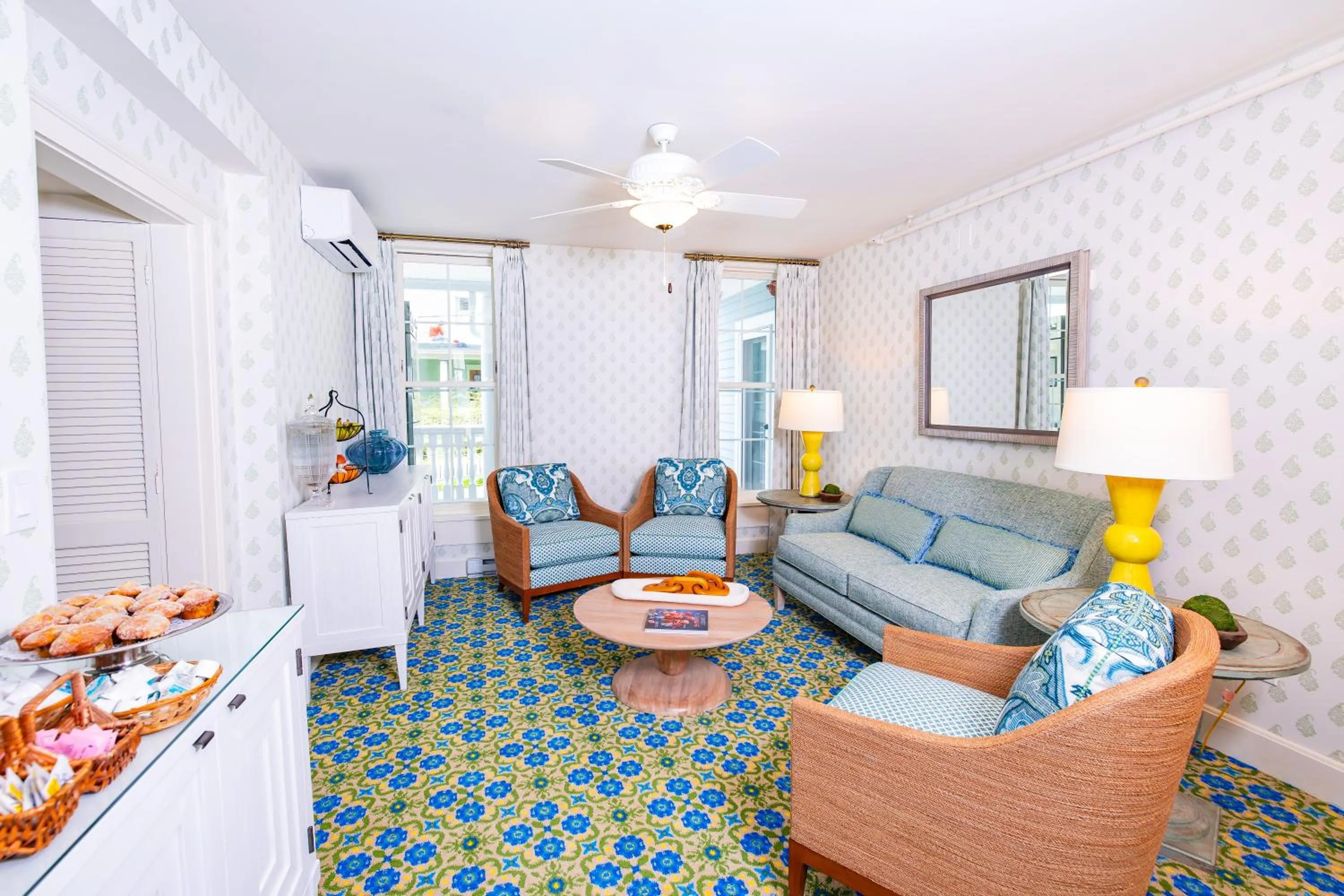 Breakfast in Harbour View Inn