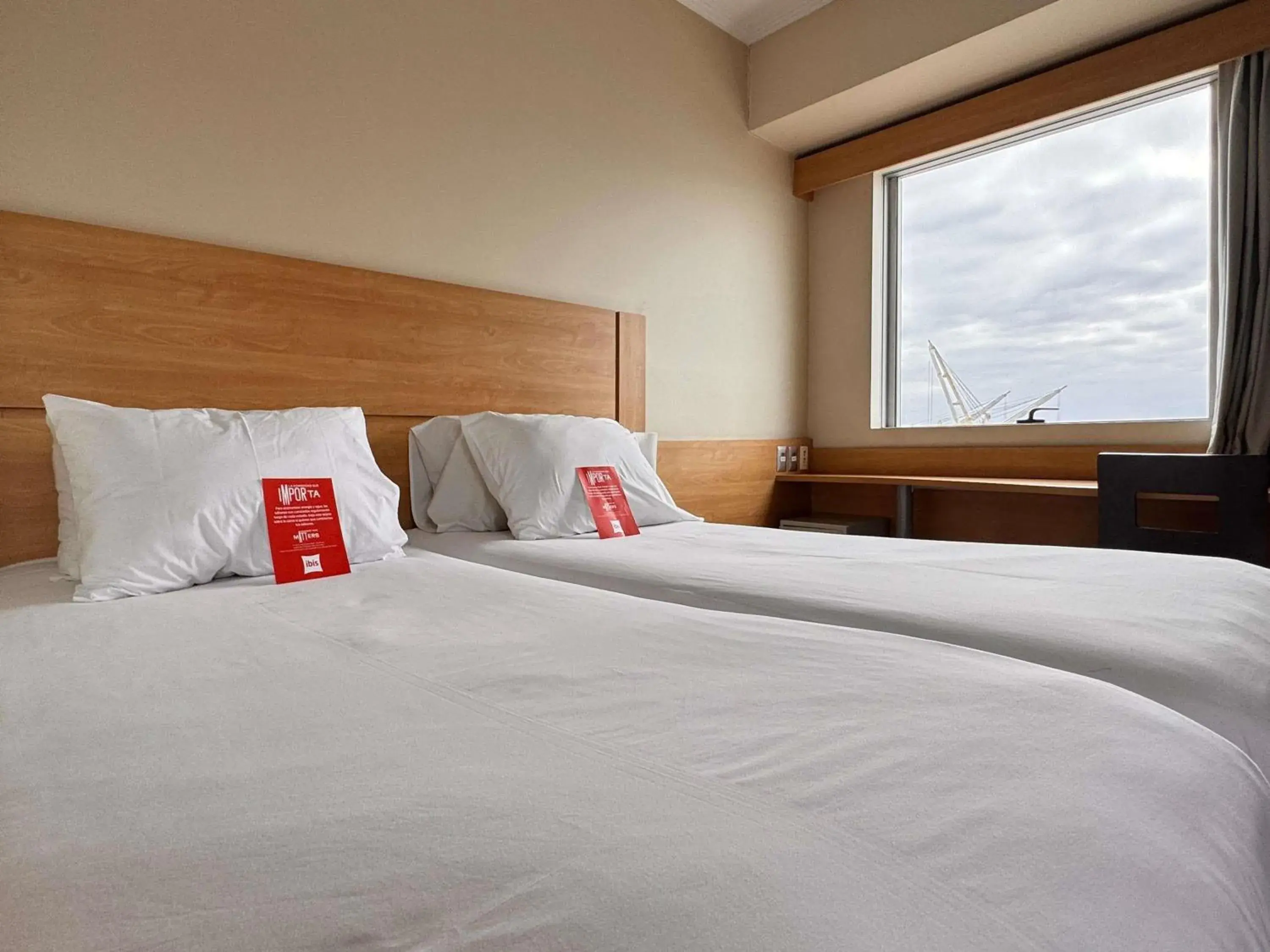 Bedroom, Bed in ibis Valparaiso Bedroom, Bed in ibis Valparaiso