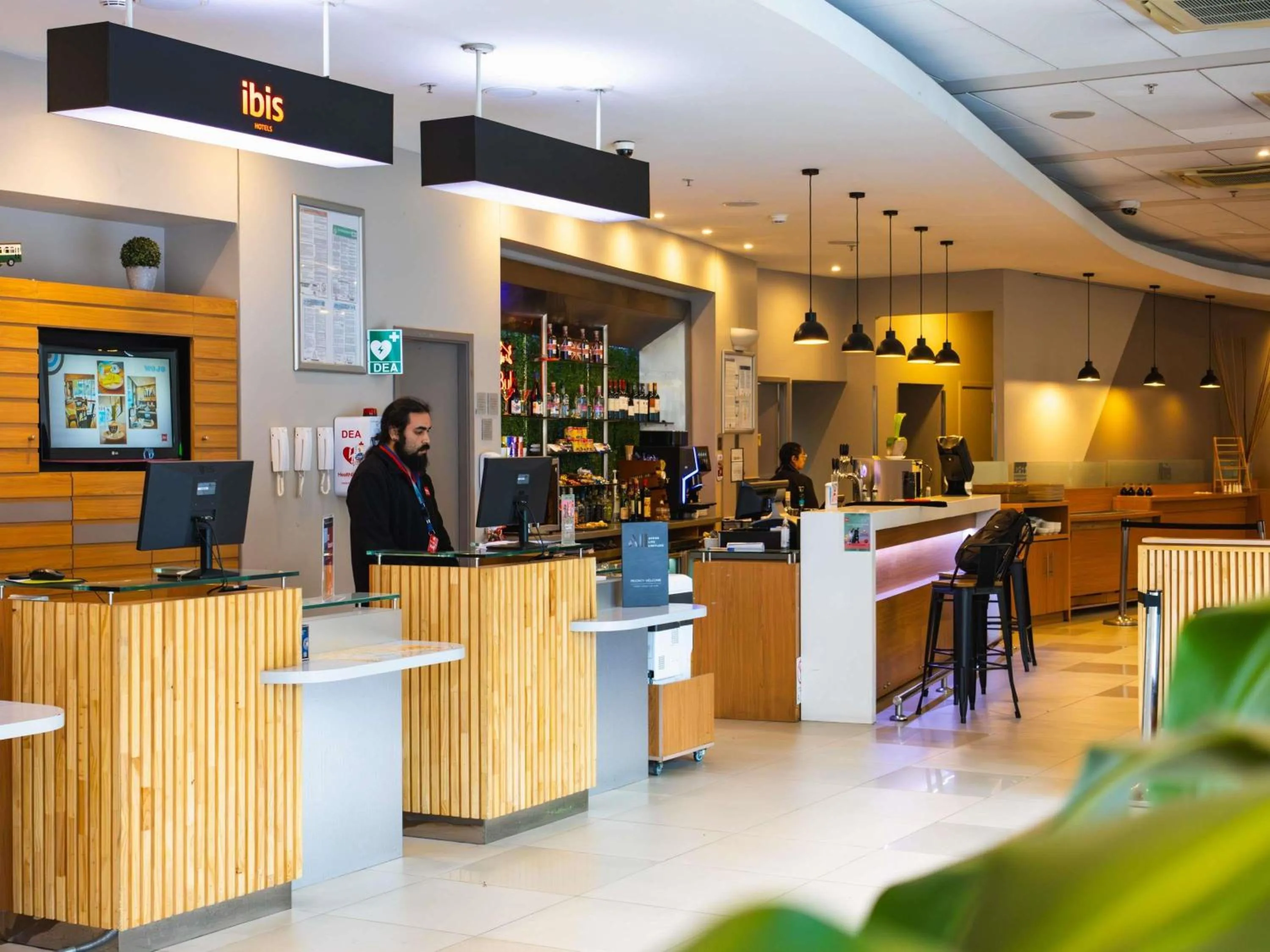 Property building in ibis Valparaiso