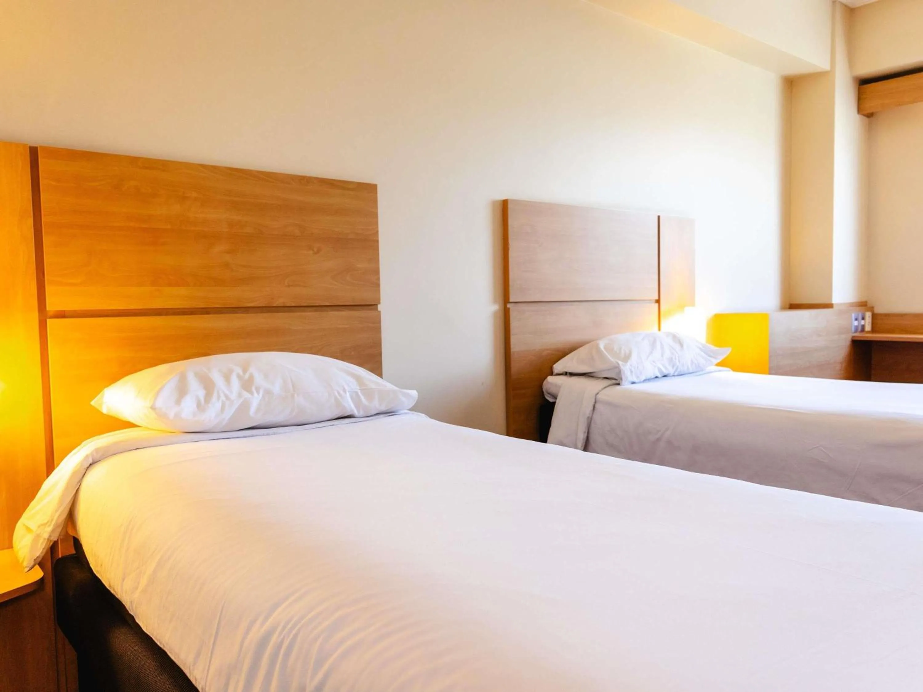 Bedroom, Bed in ibis Valparaiso