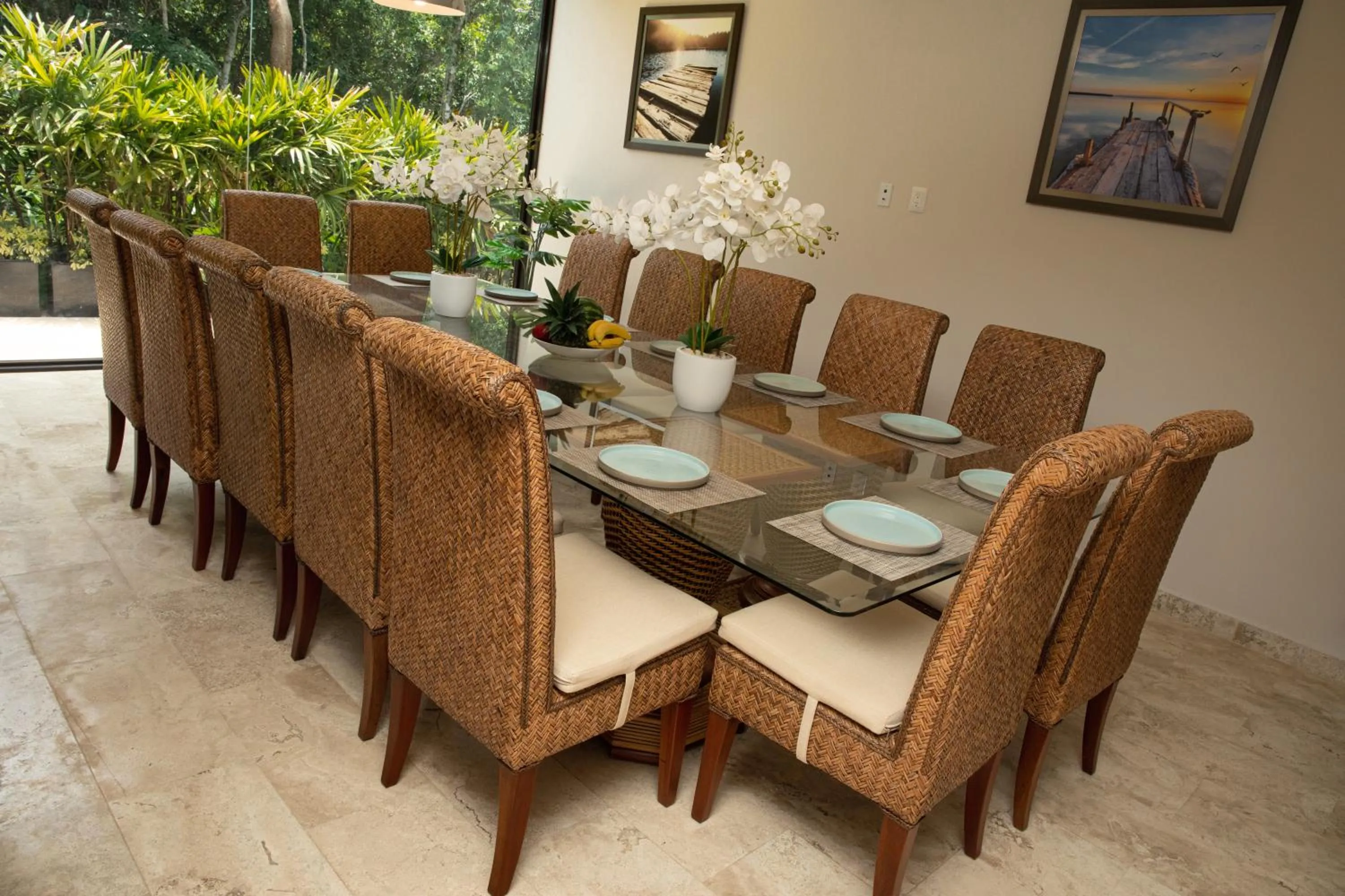 Restaurant/places to eat in Xaha Villas Suites & Golf Resort