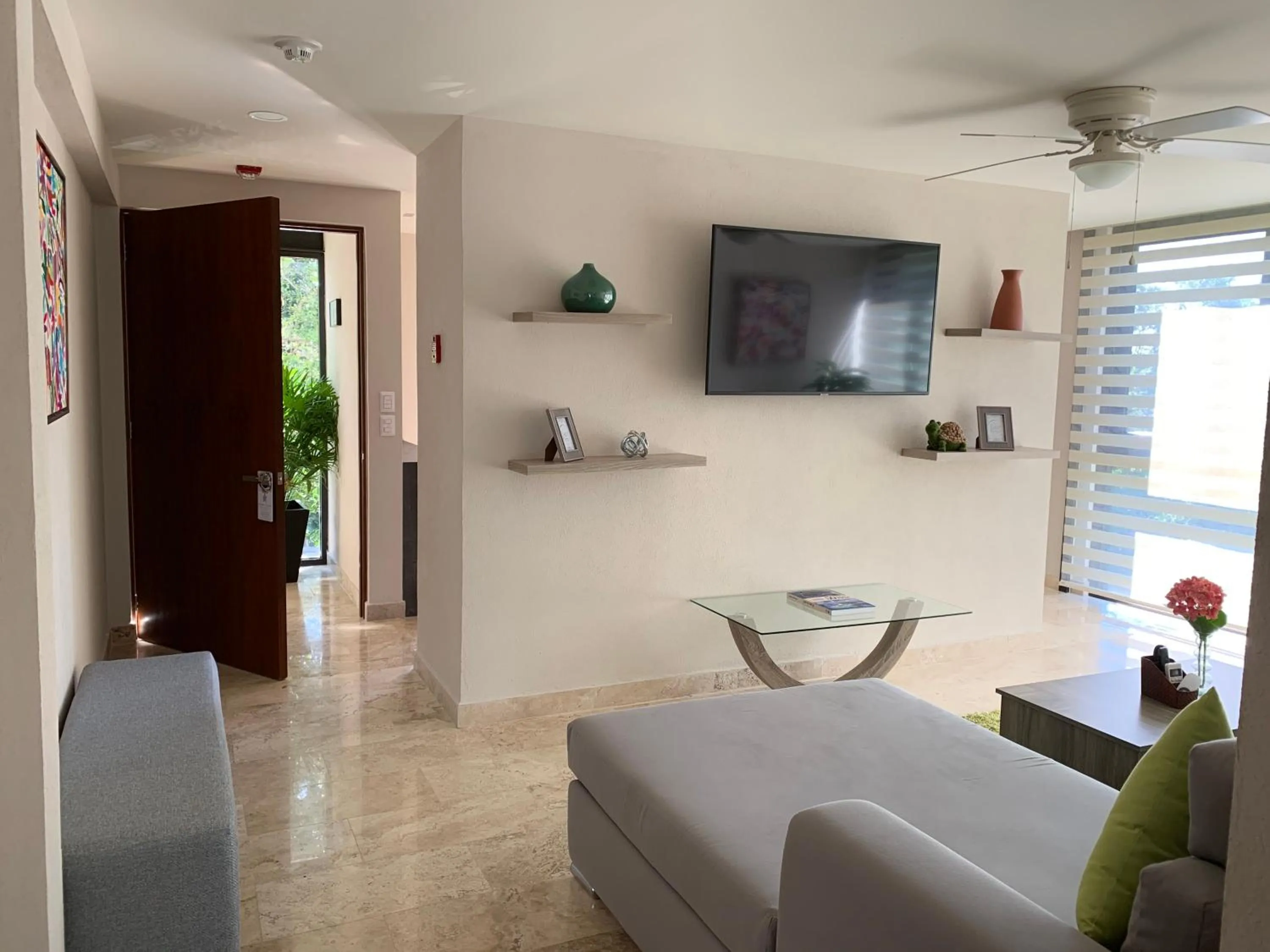 TV and multimedia in Xaha Villas Suites & Golf Resort