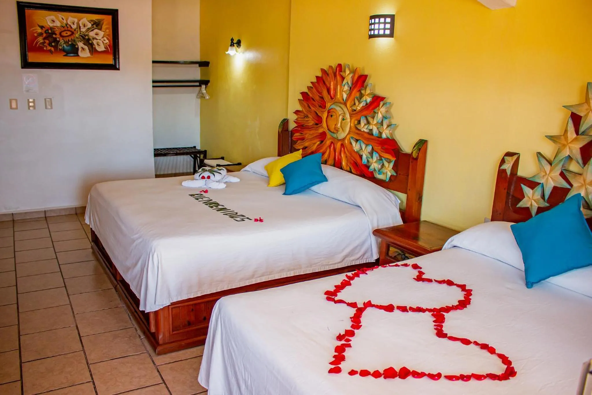 Photo of the whole room, Bed in Hotel Casa Sun and Moon