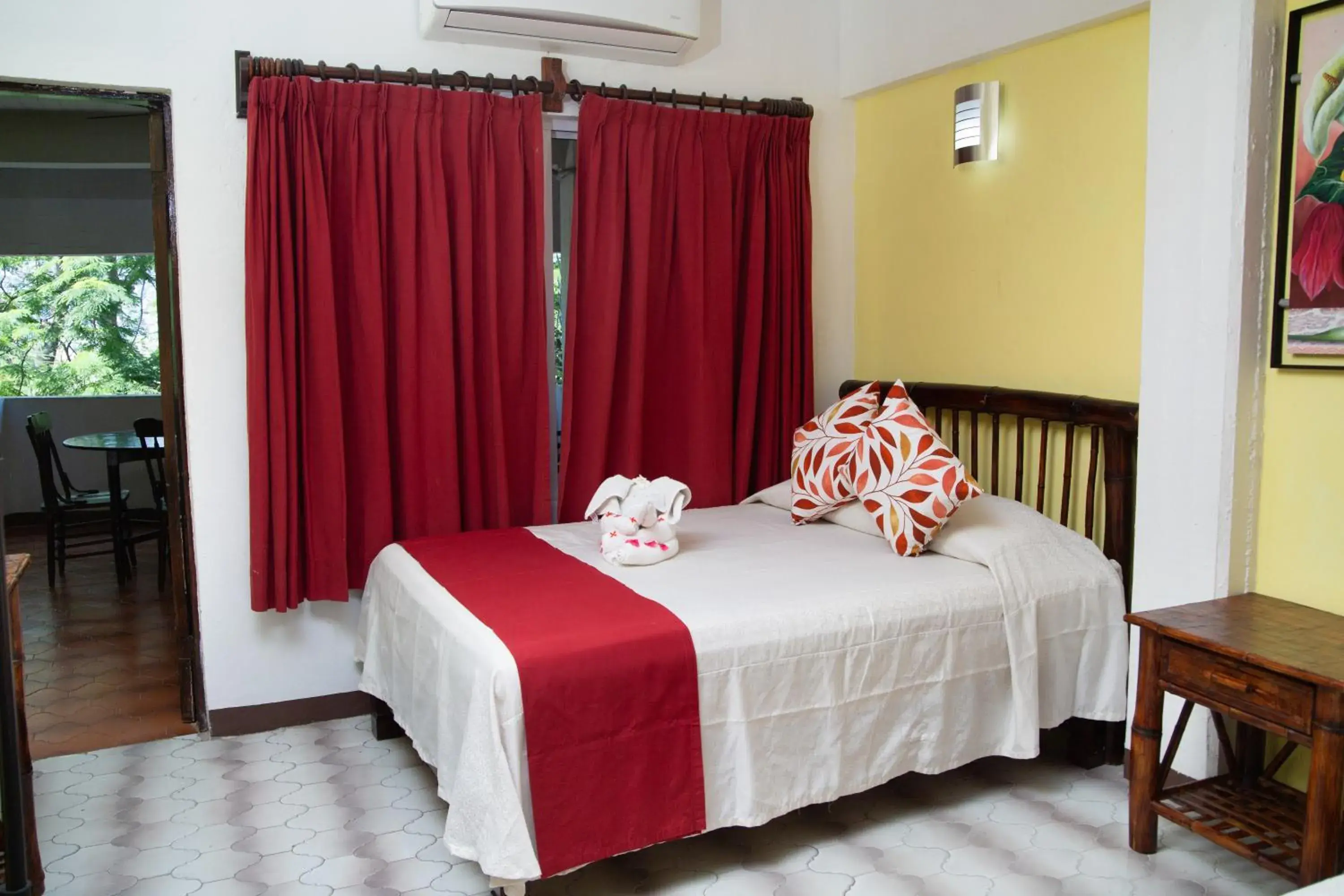 Bedroom, Bed in Hotel Zihua Caracol Bedroom, Bed in Hotel Zihua Caracol