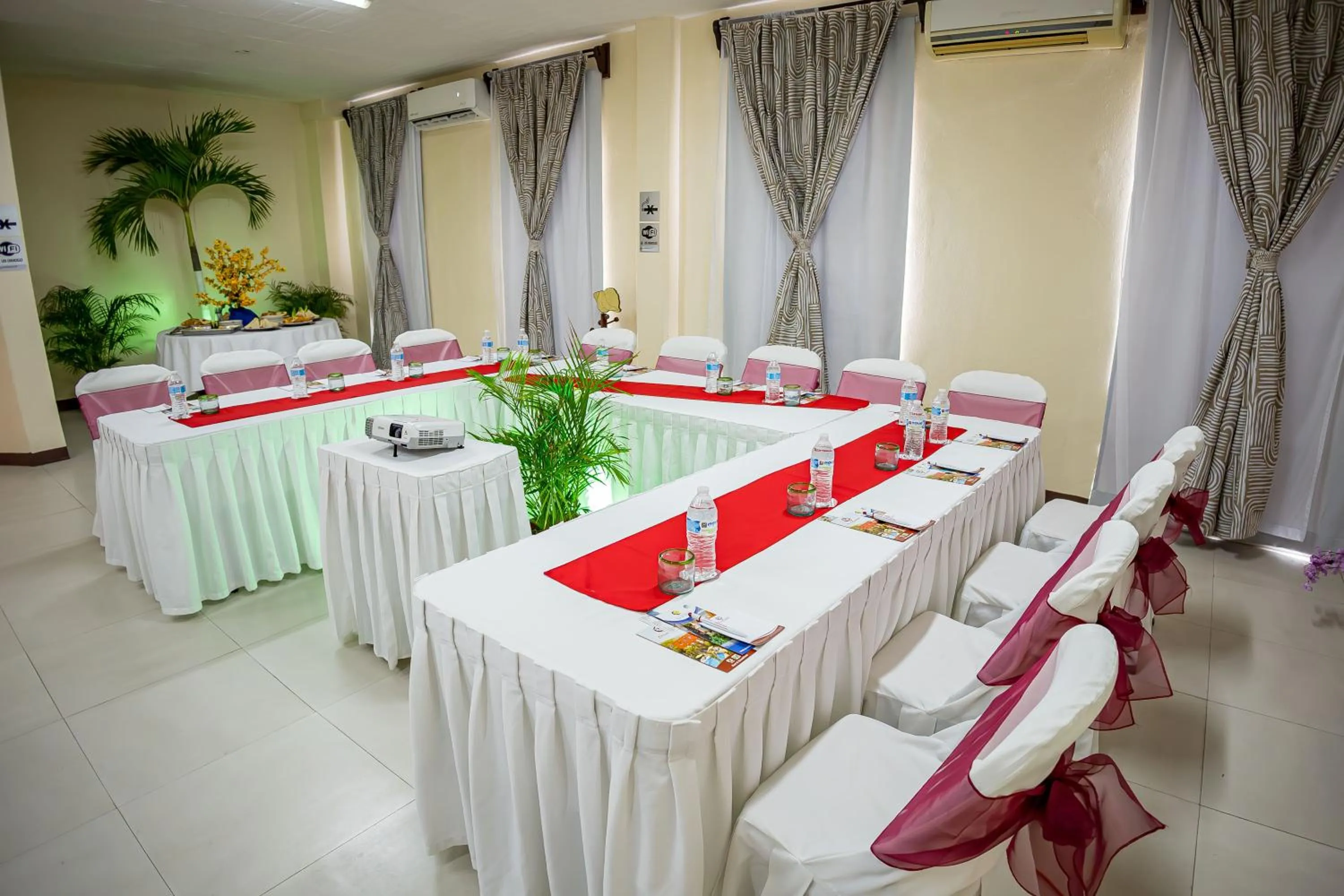 Meeting/conference room in Hotel Zihua Caracol