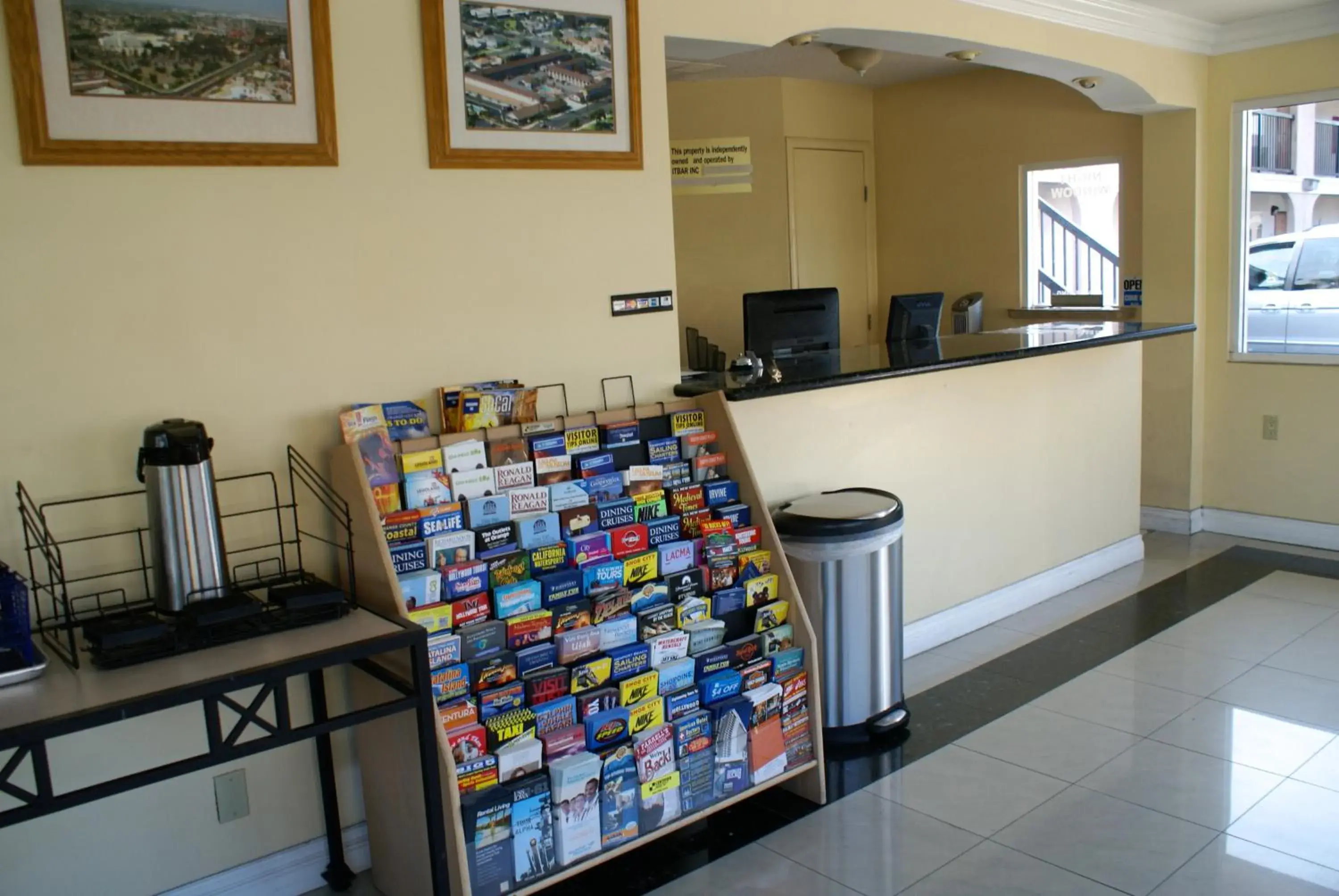 Lobby or reception in Colony Inn Lobby or reception in Colony Inn